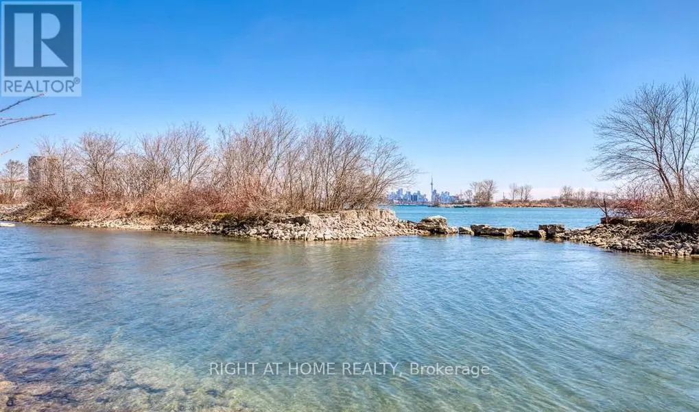 917 - 30 SHORE BREEZE DRIVE