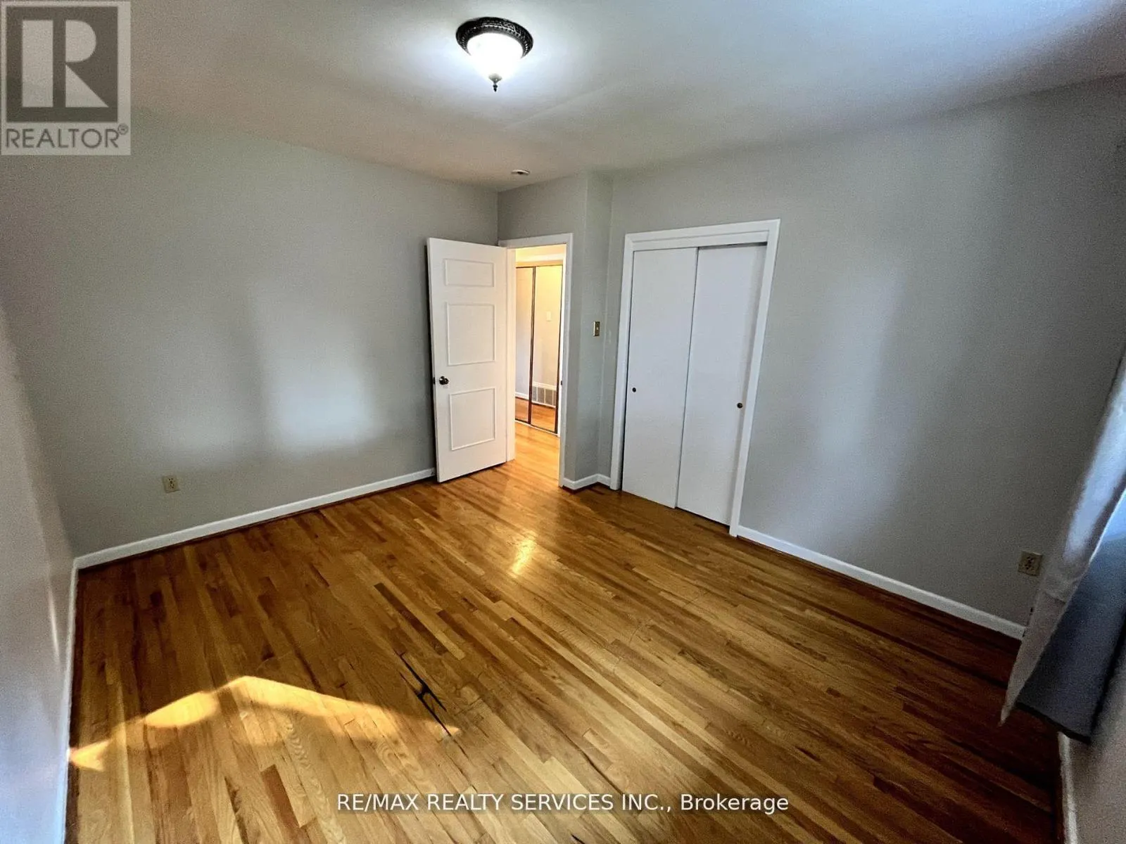 91 AMBLESIDE DRIVE