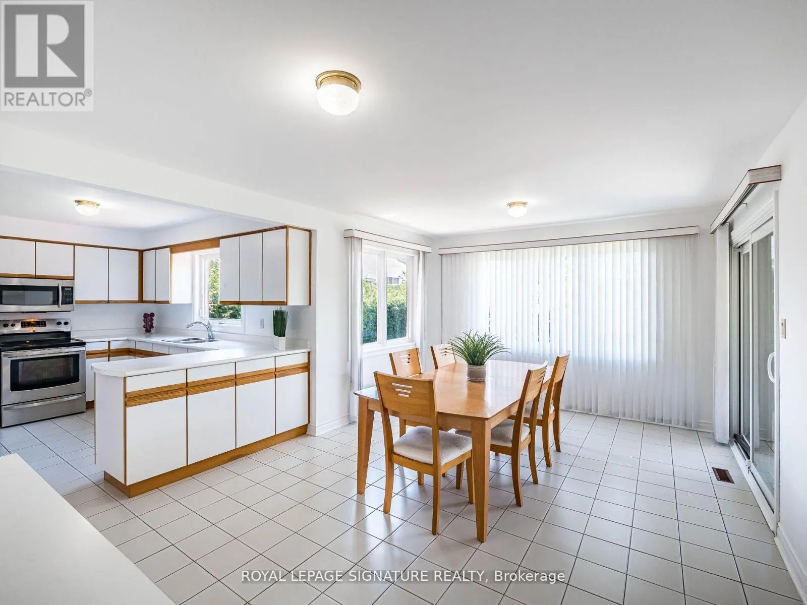 155 SILVERHILL DRIVE