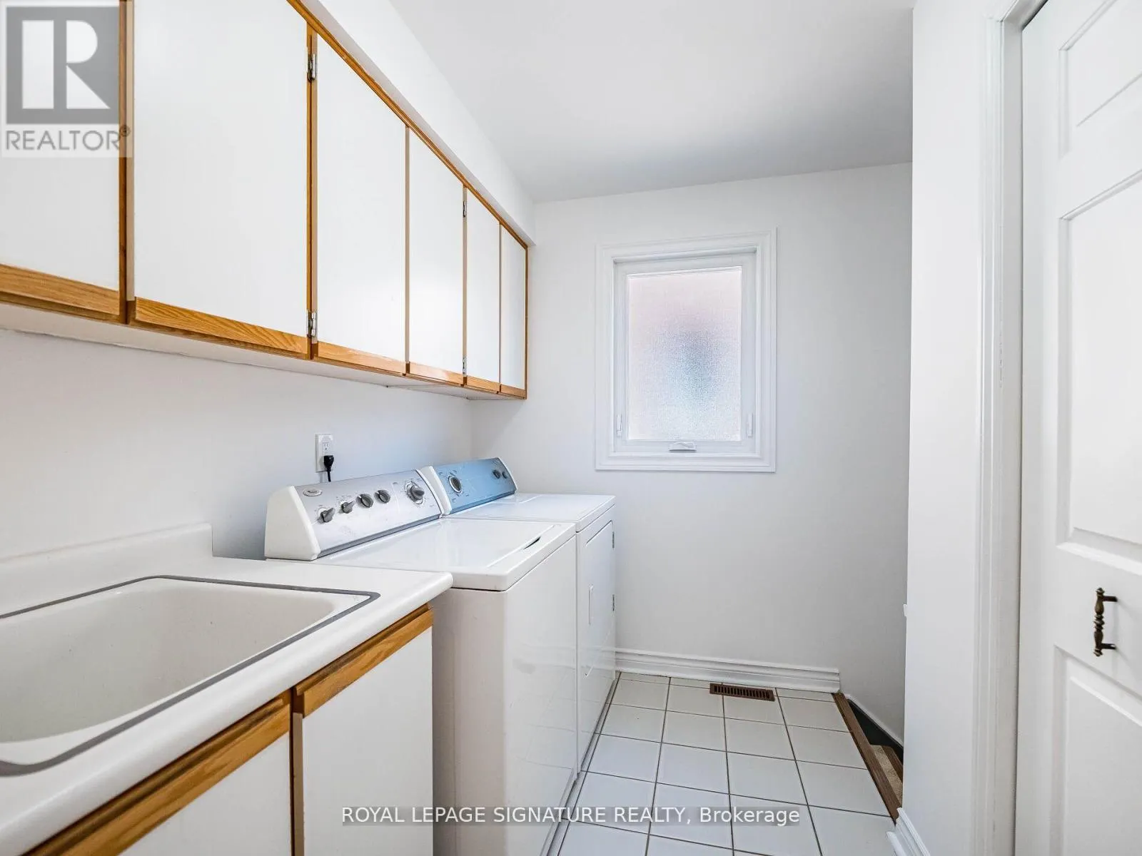 155 SILVERHILL DRIVE
