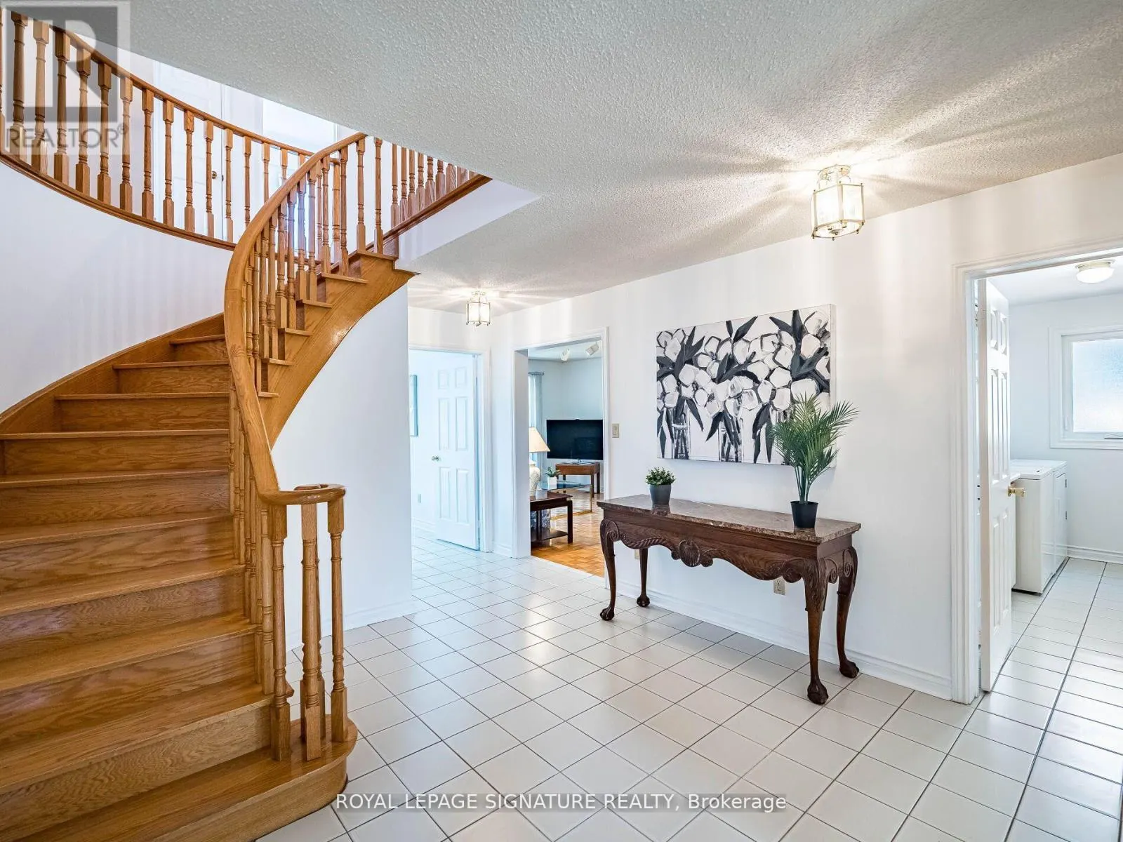155 SILVERHILL DRIVE