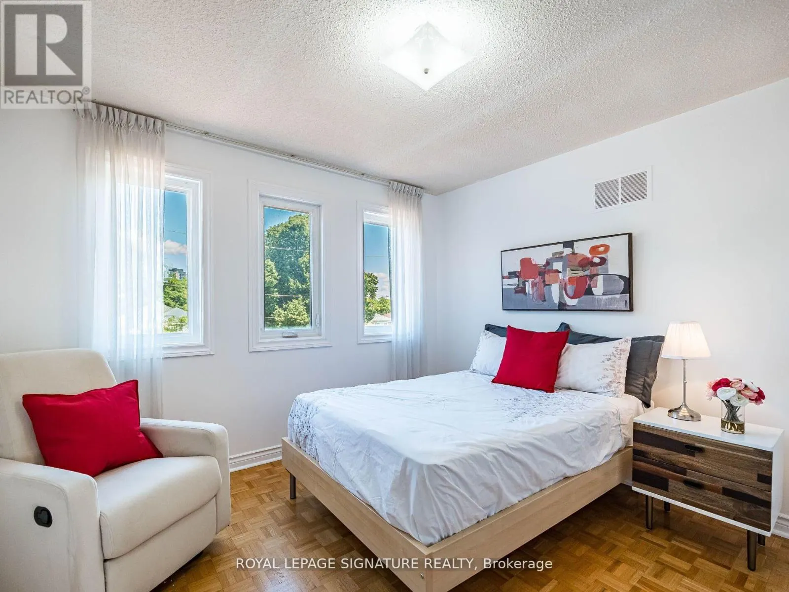 155 SILVERHILL DRIVE