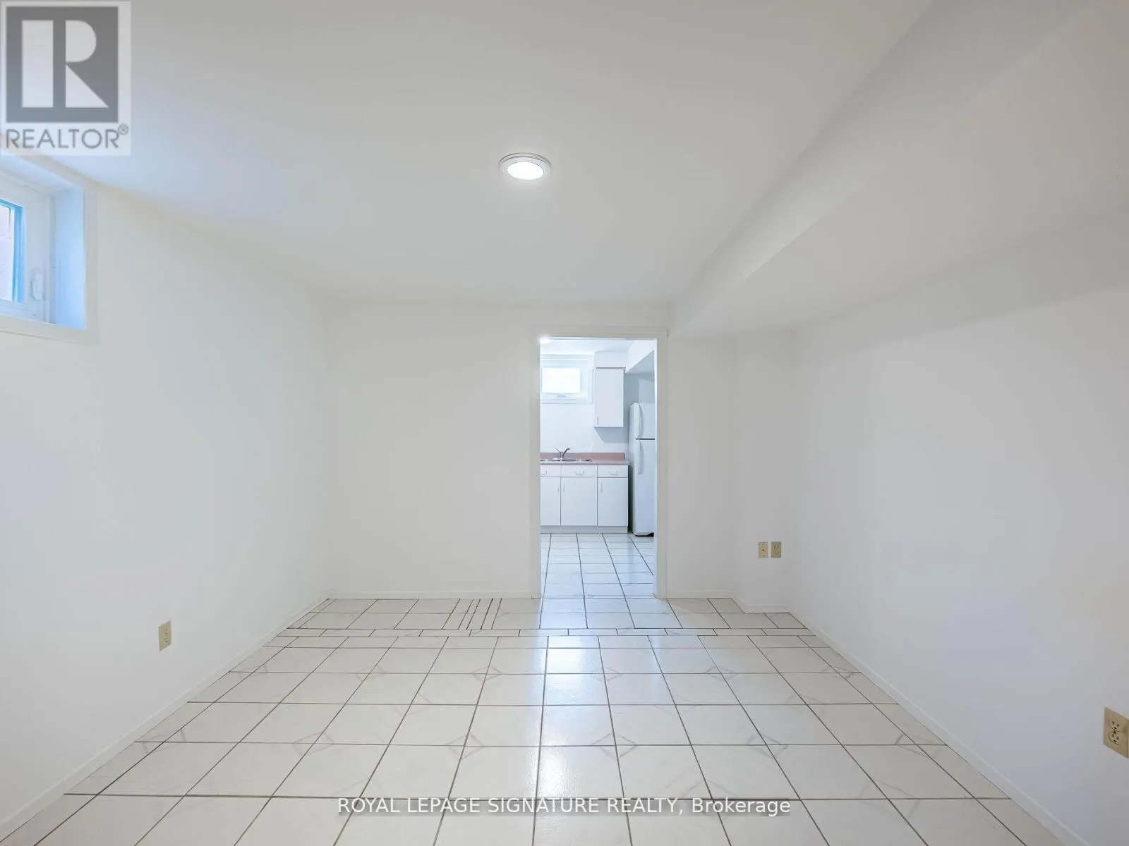155 SILVERHILL DRIVE