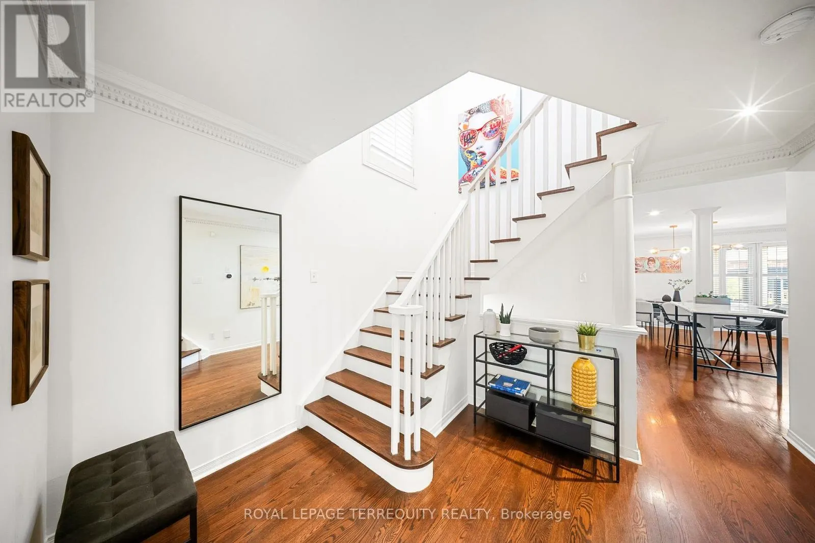 1066 CHATEAU COURT