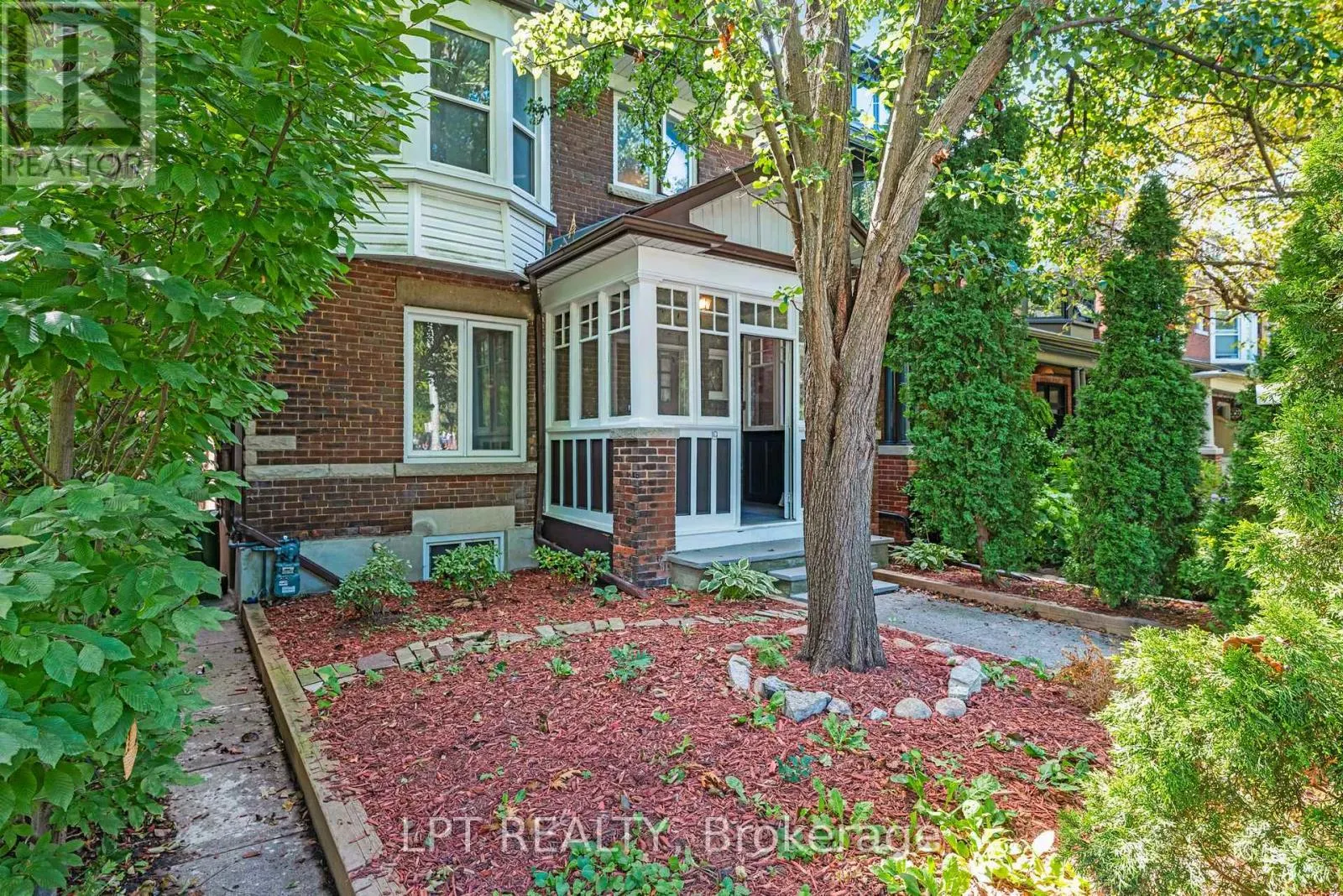 19 MARMADUKE STREET