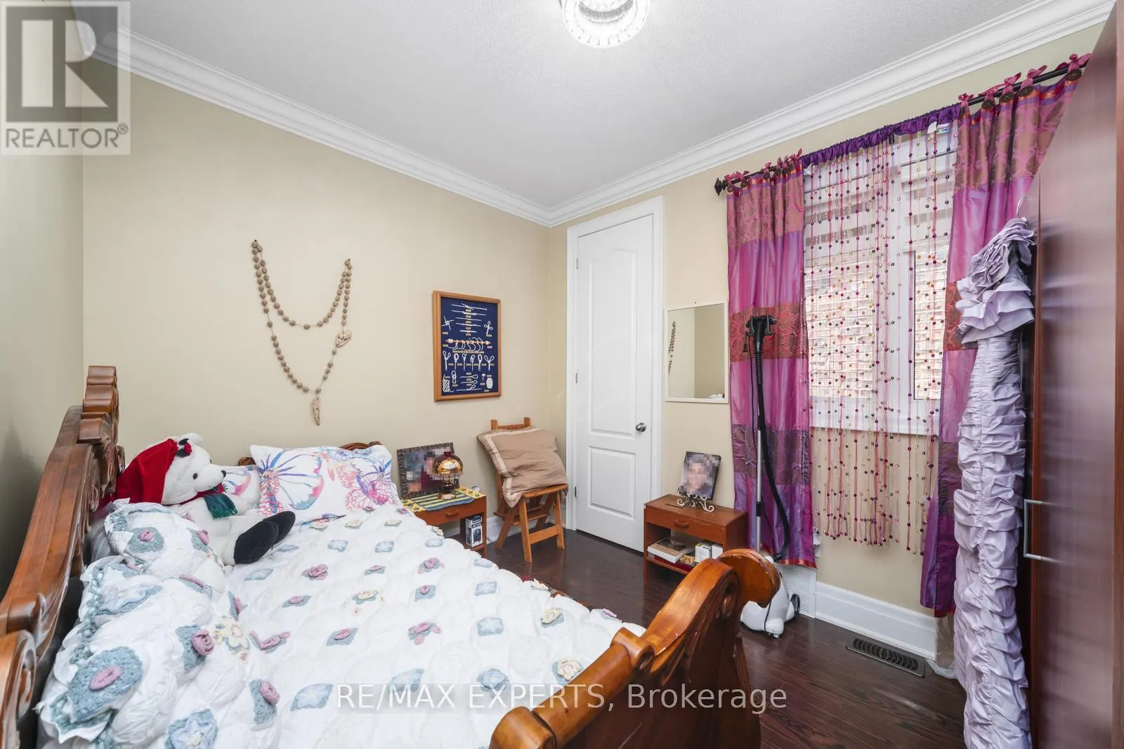 24 KEARNY AVENUE