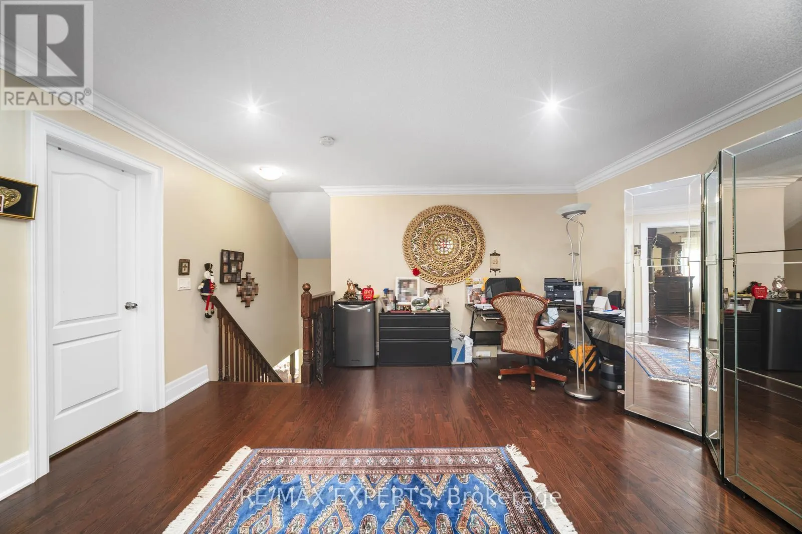 24 KEARNY AVENUE
