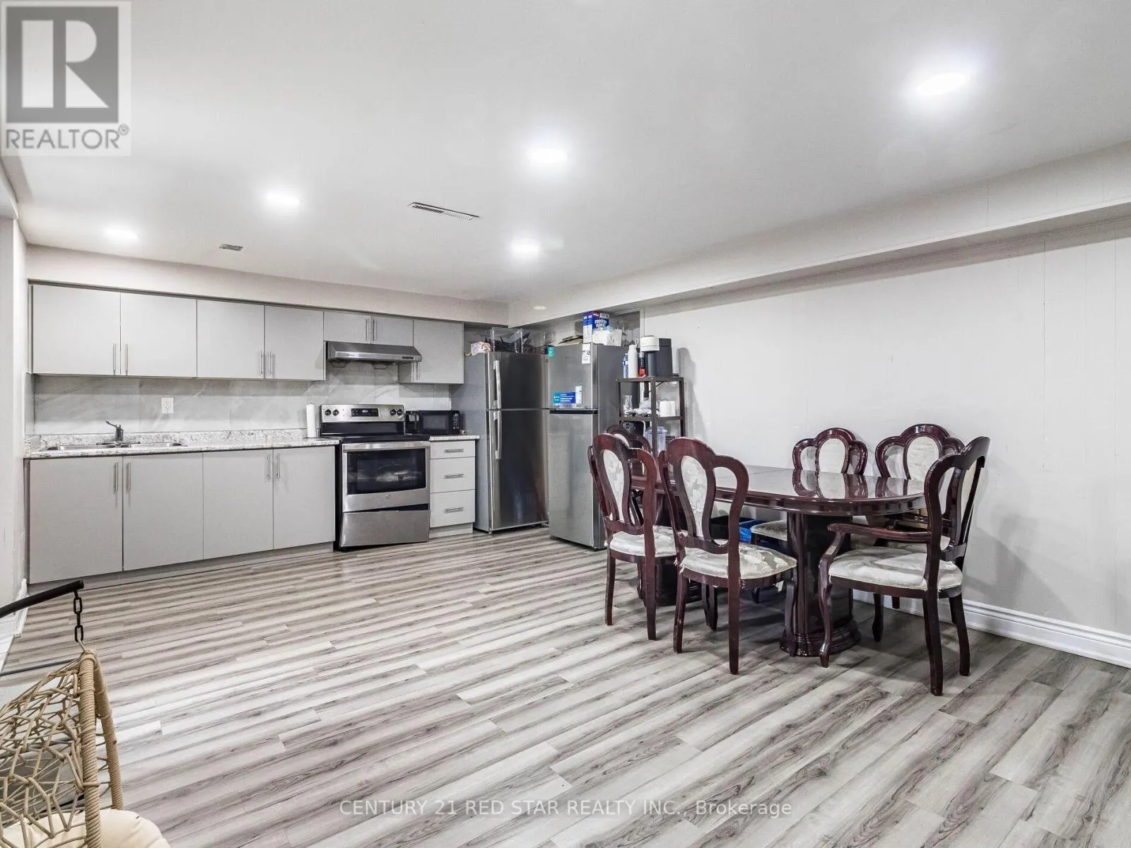 80 CORAL GABLE DRIVE