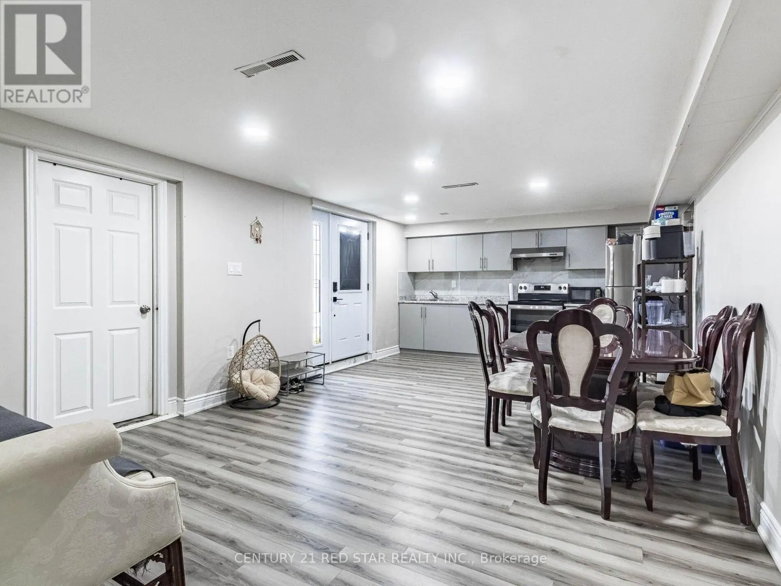 80 CORAL GABLE DRIVE