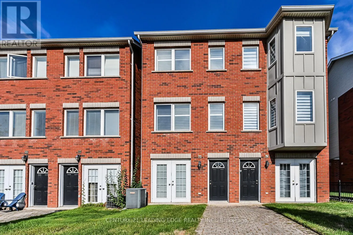 41 - 1751 LAMPMAN AVENUE