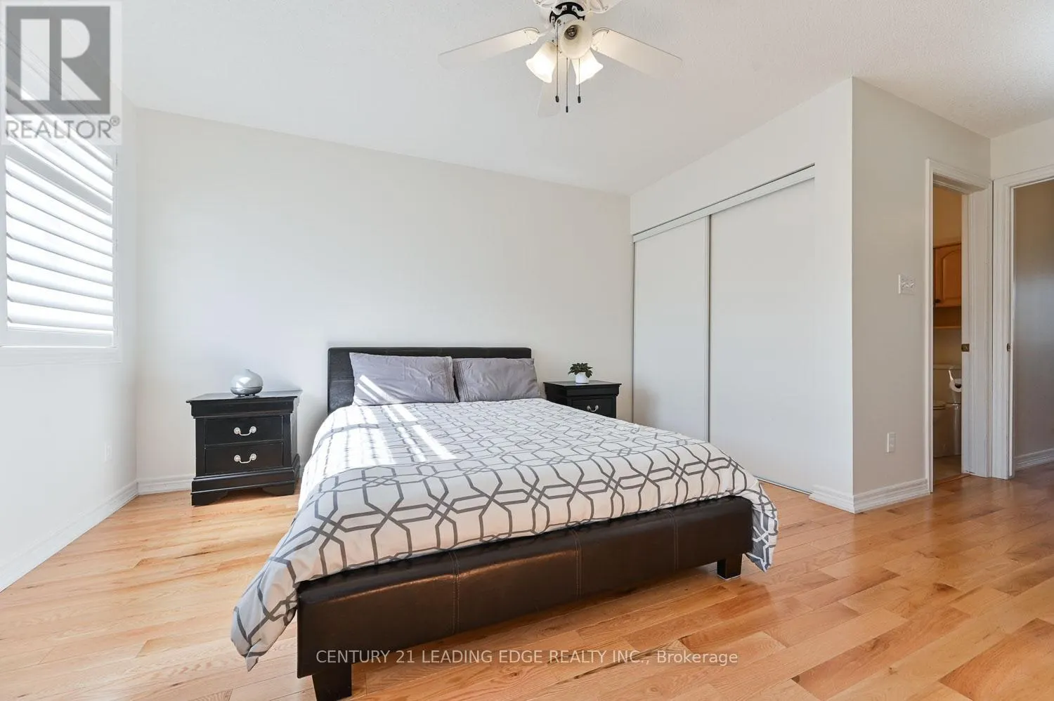 41 - 1751 LAMPMAN AVENUE