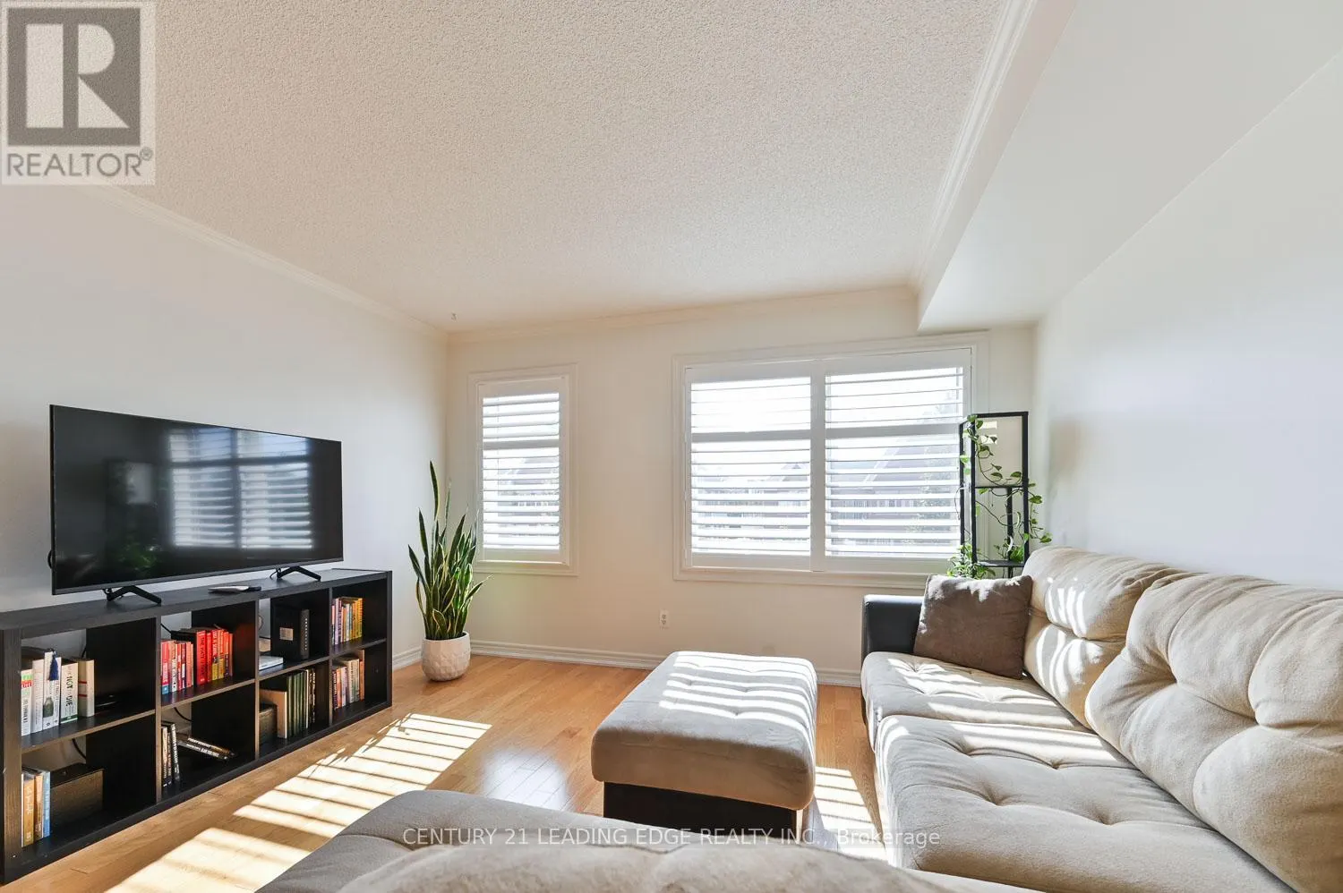 41 - 1751 LAMPMAN AVENUE