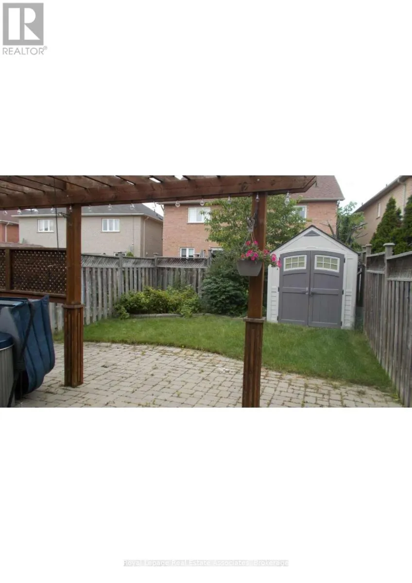 913 TAMBOURINE TERRACE