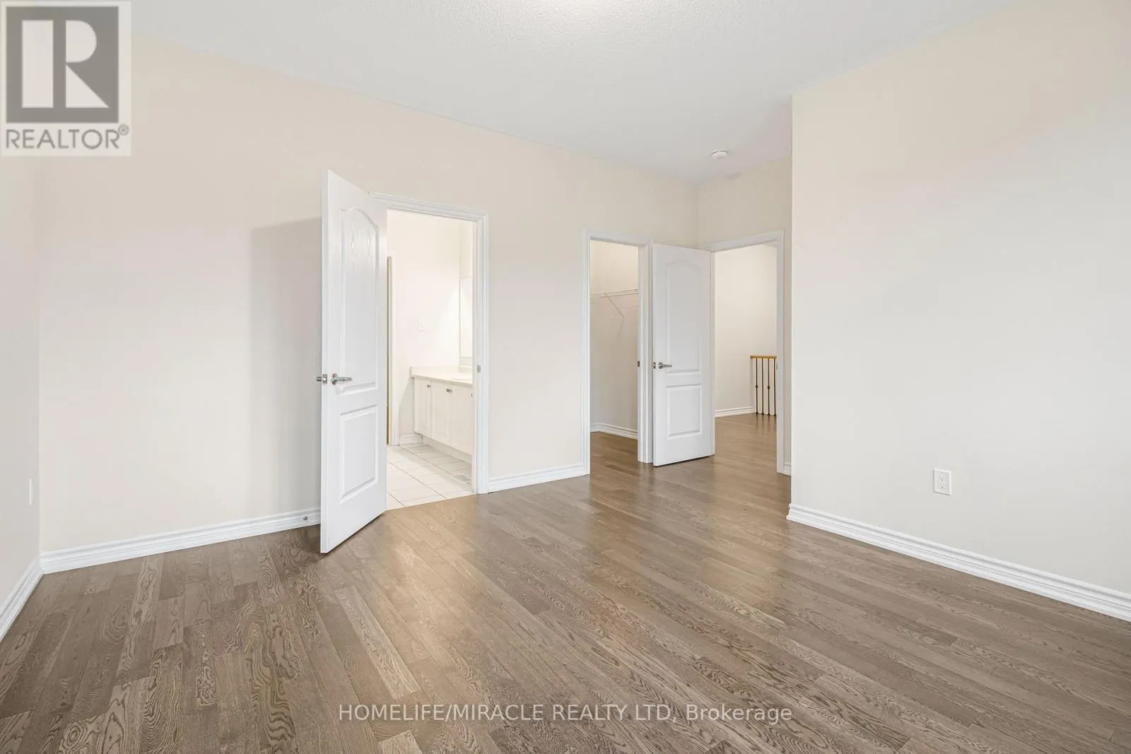 63 LIPSCOTT DRIVE