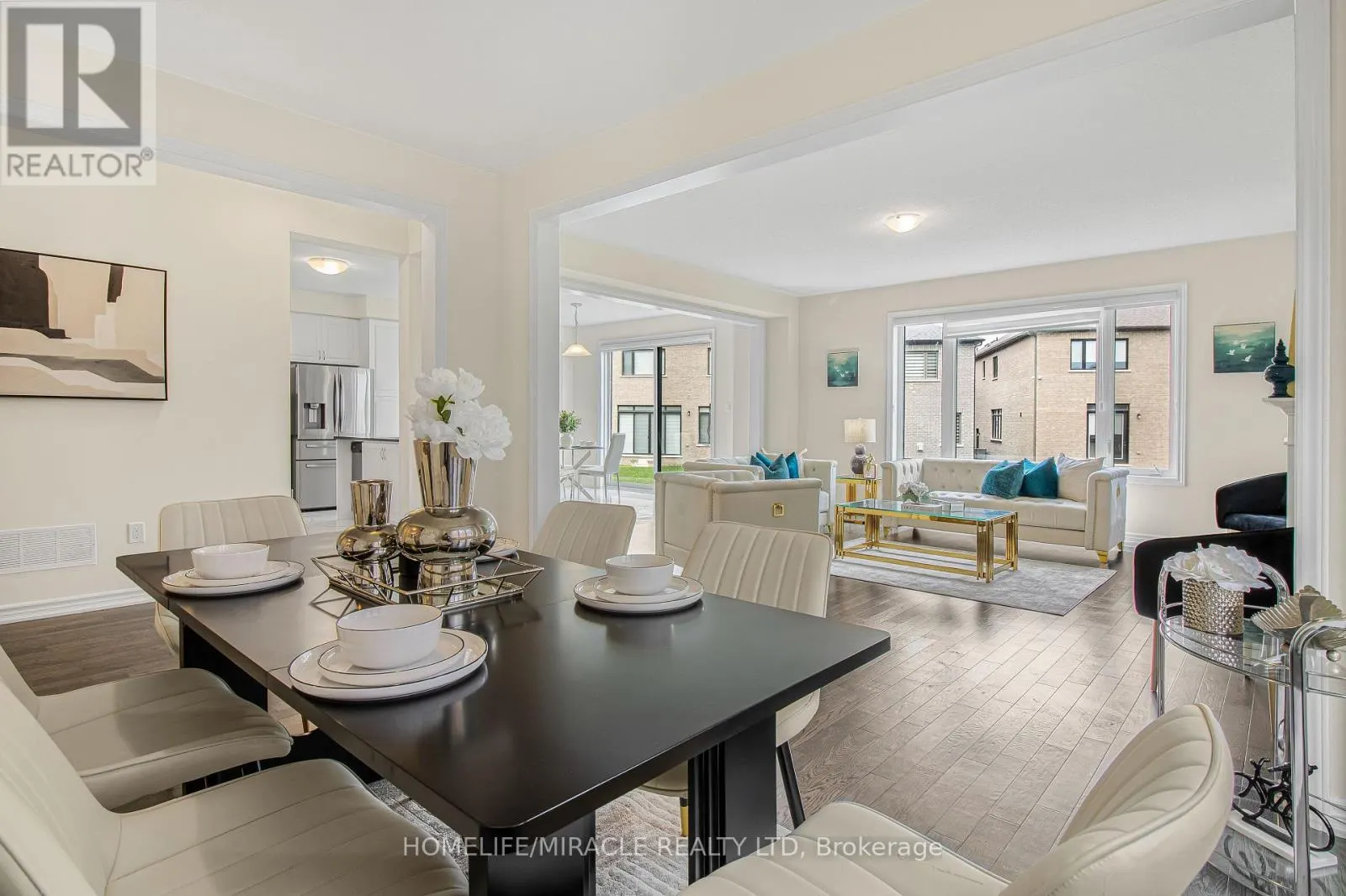 63 LIPSCOTT DRIVE