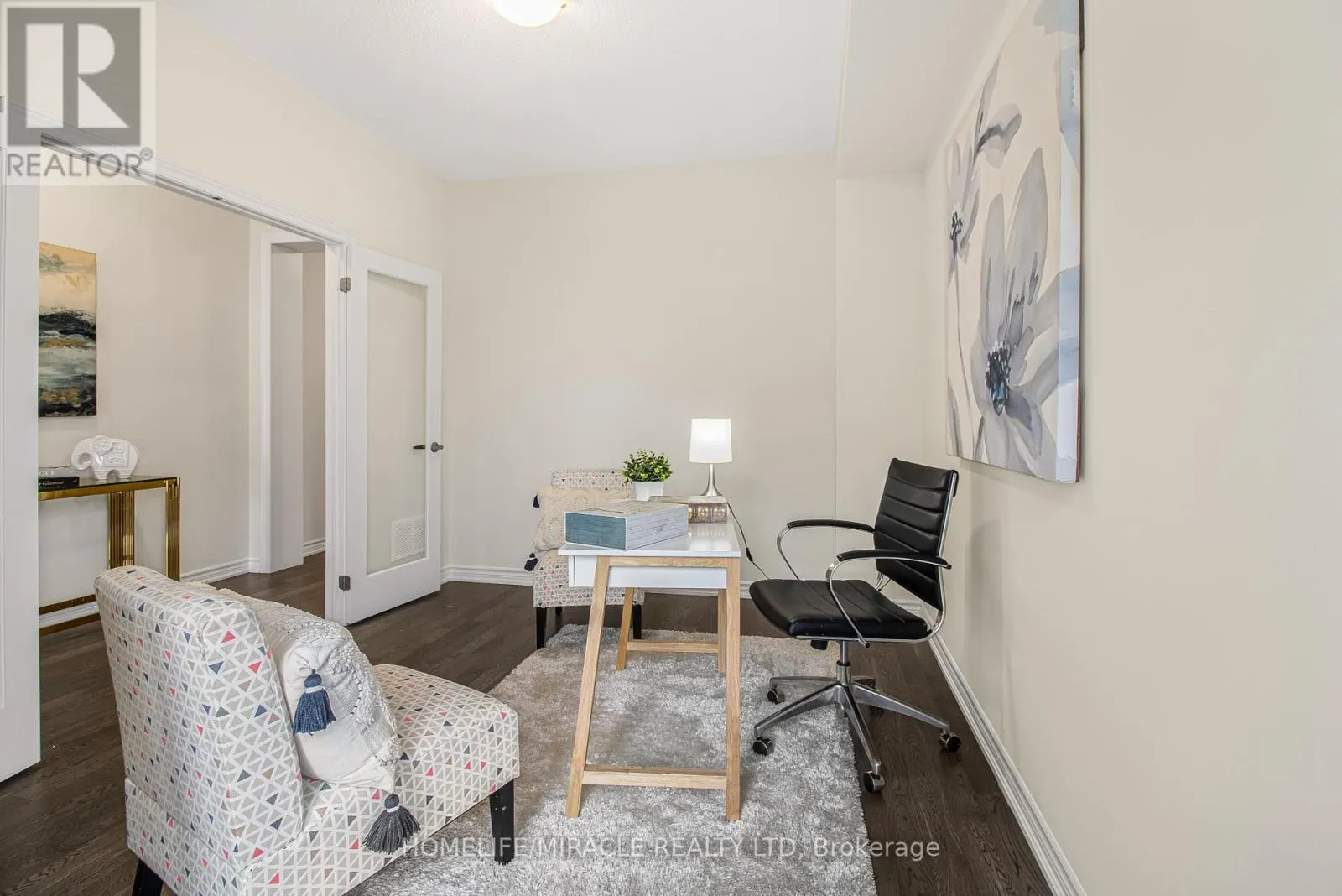 63 LIPSCOTT DRIVE