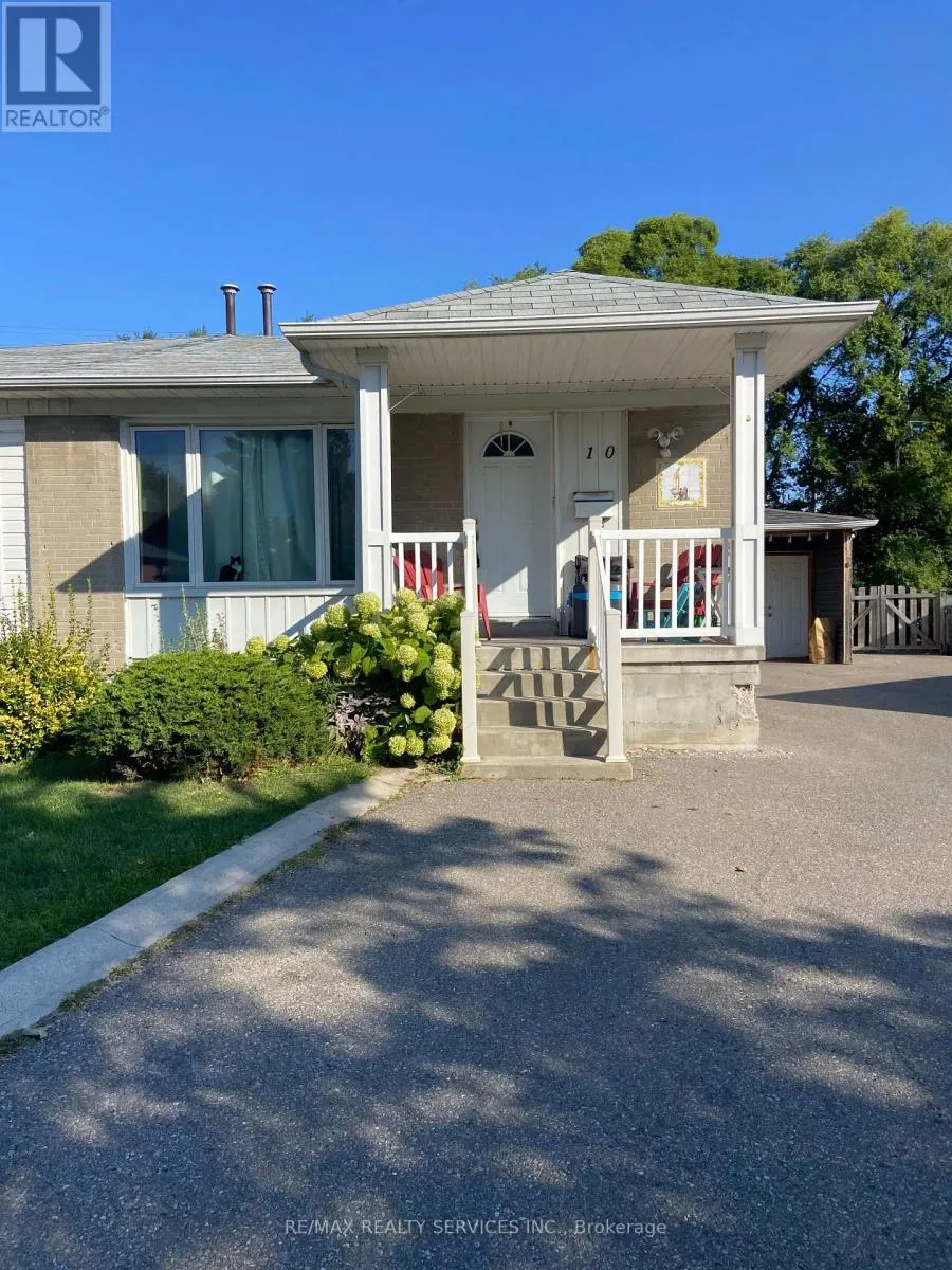 10 CHATSWORTH DRIVE