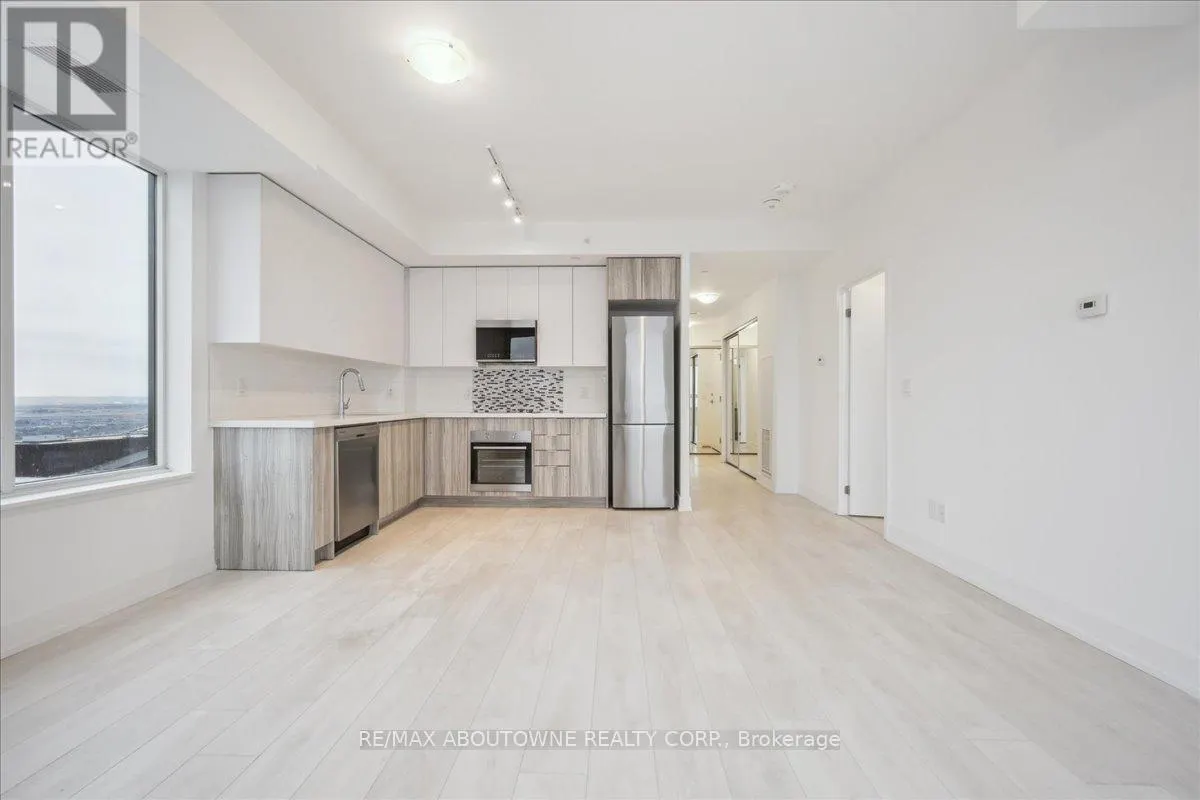 2203 - 297 OAK WALK DRIVE