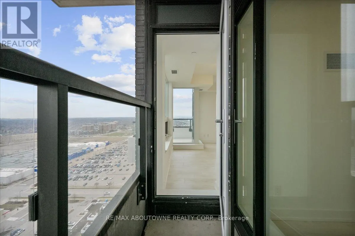 2203 - 297 OAK WALK DRIVE