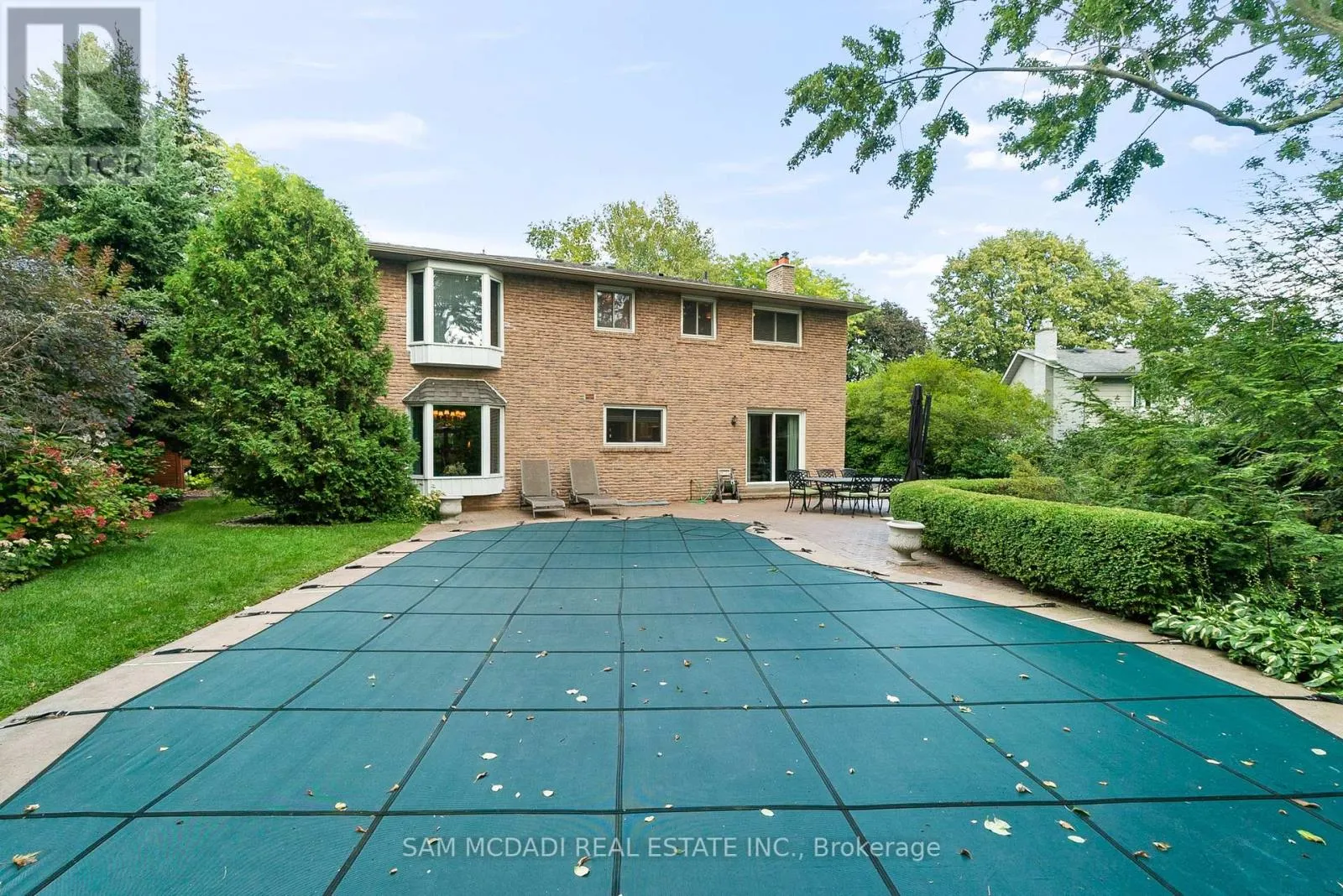 1383 WATERSEDGE ROAD