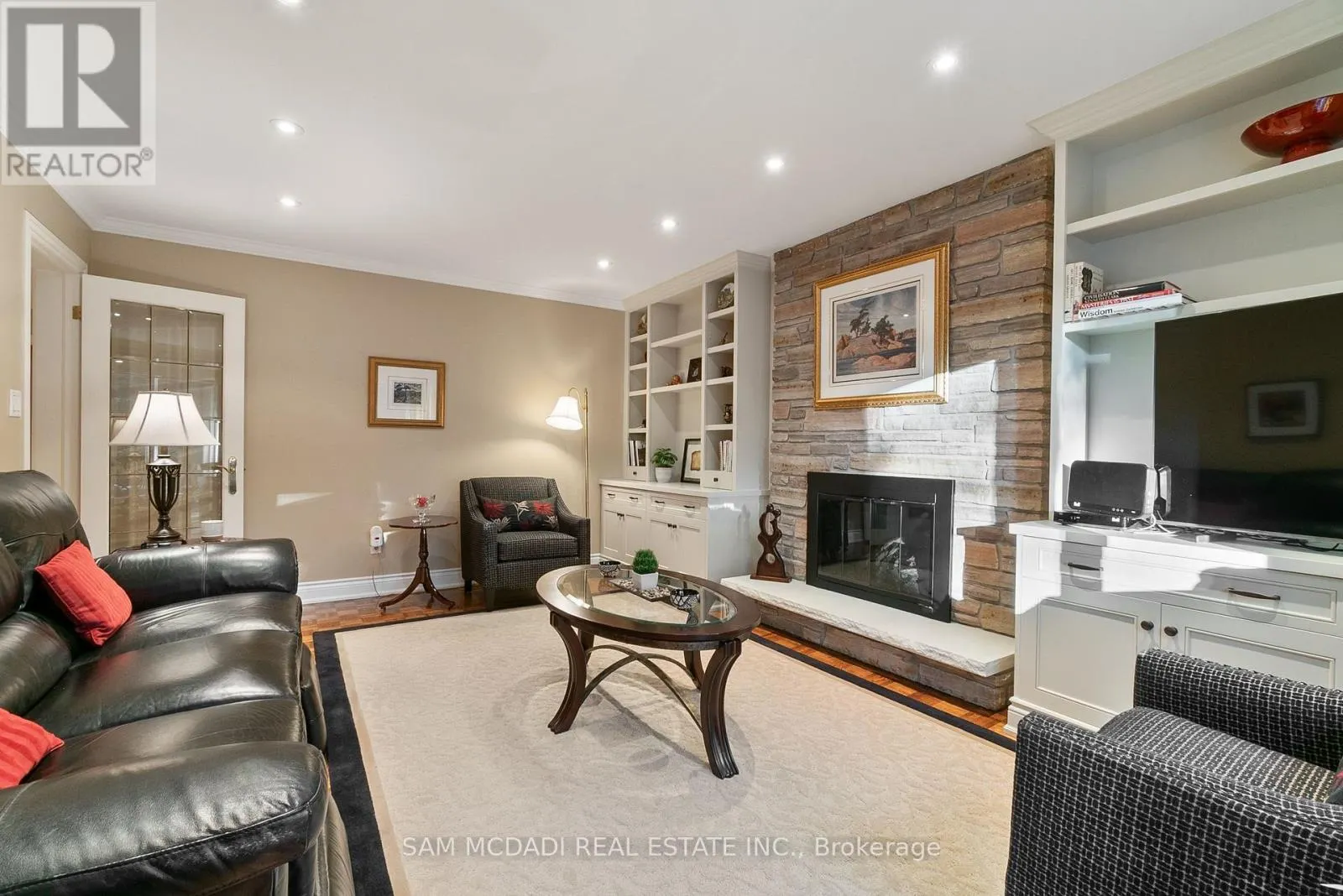1383 WATERSEDGE ROAD