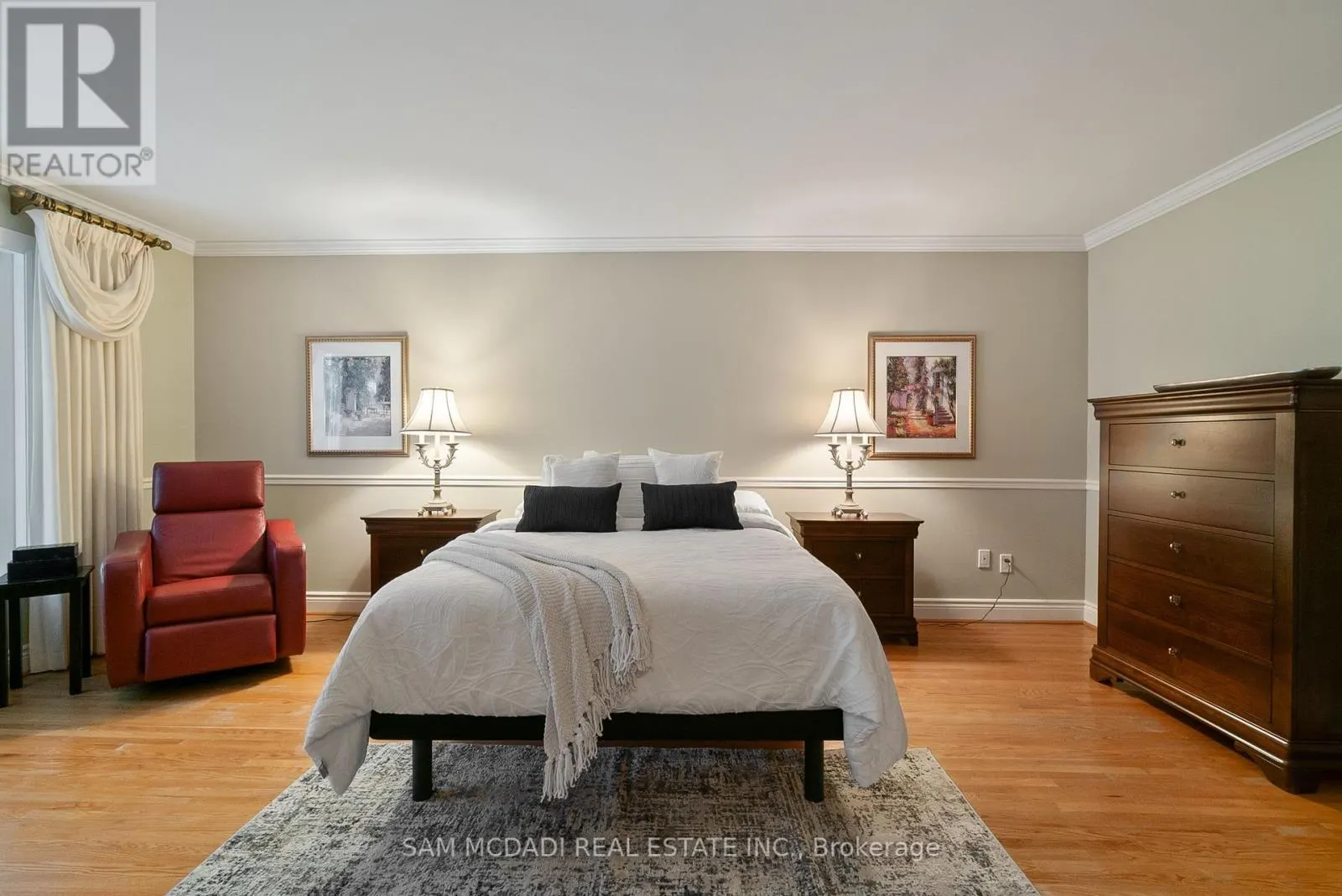1383 WATERSEDGE ROAD