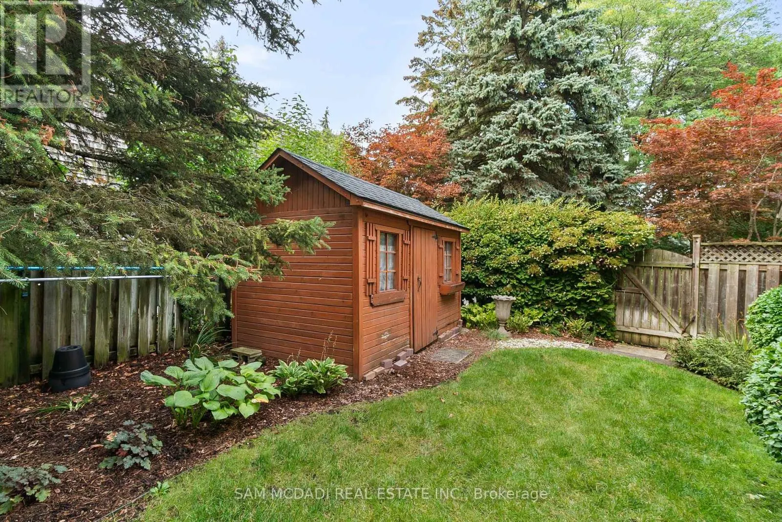 1383 WATERSEDGE ROAD