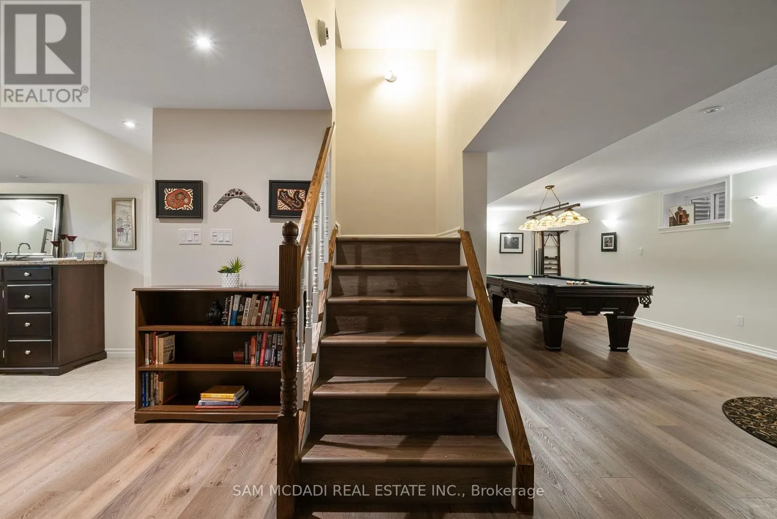 1383 WATERSEDGE ROAD