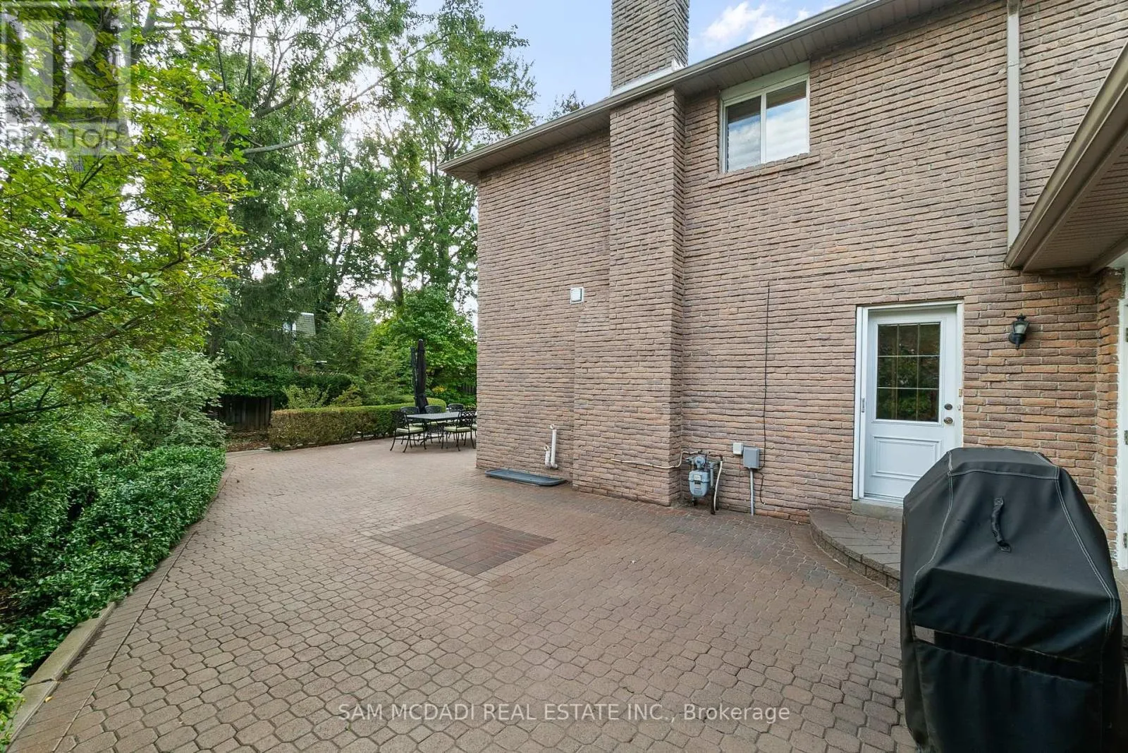 1383 WATERSEDGE ROAD