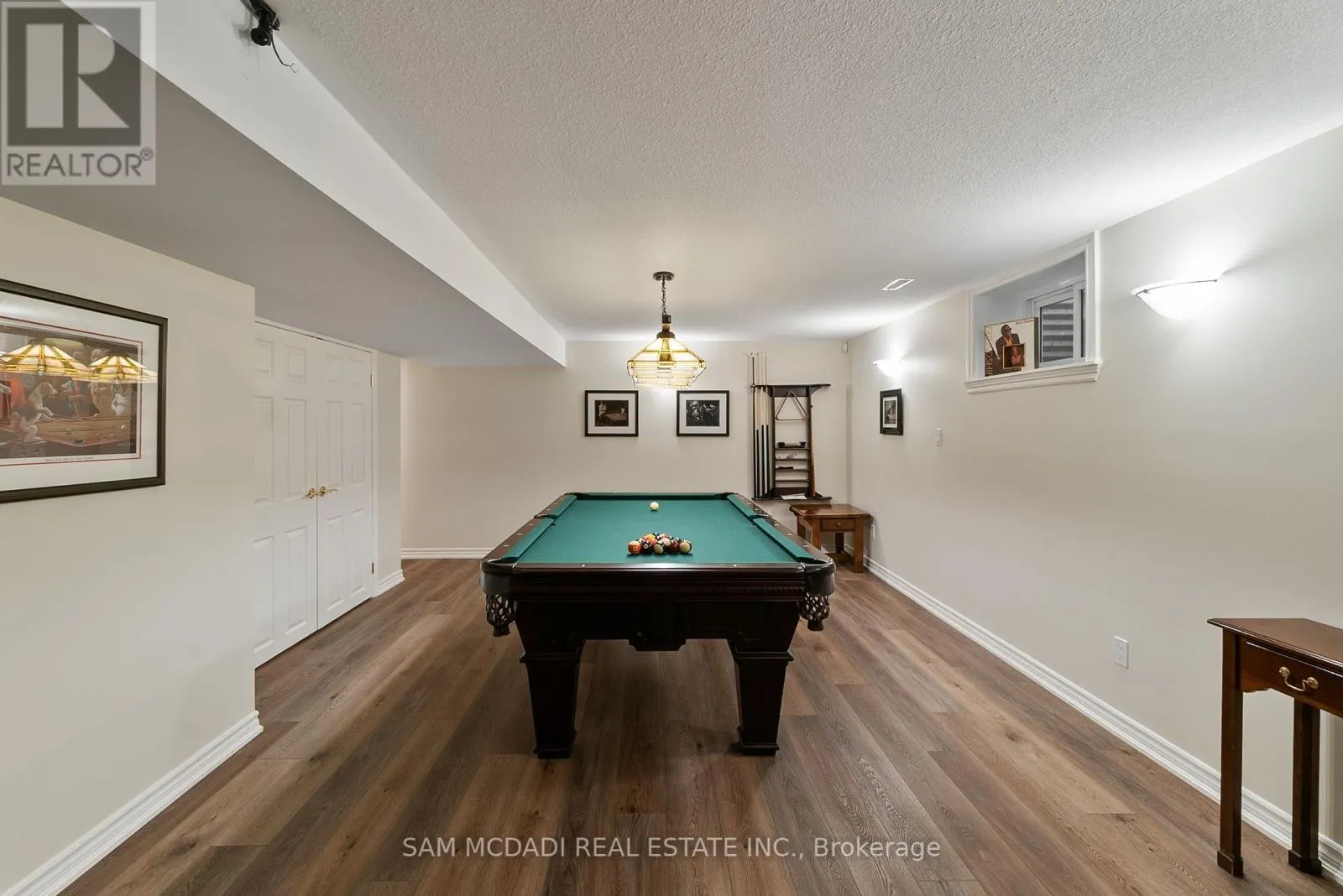 1383 WATERSEDGE ROAD