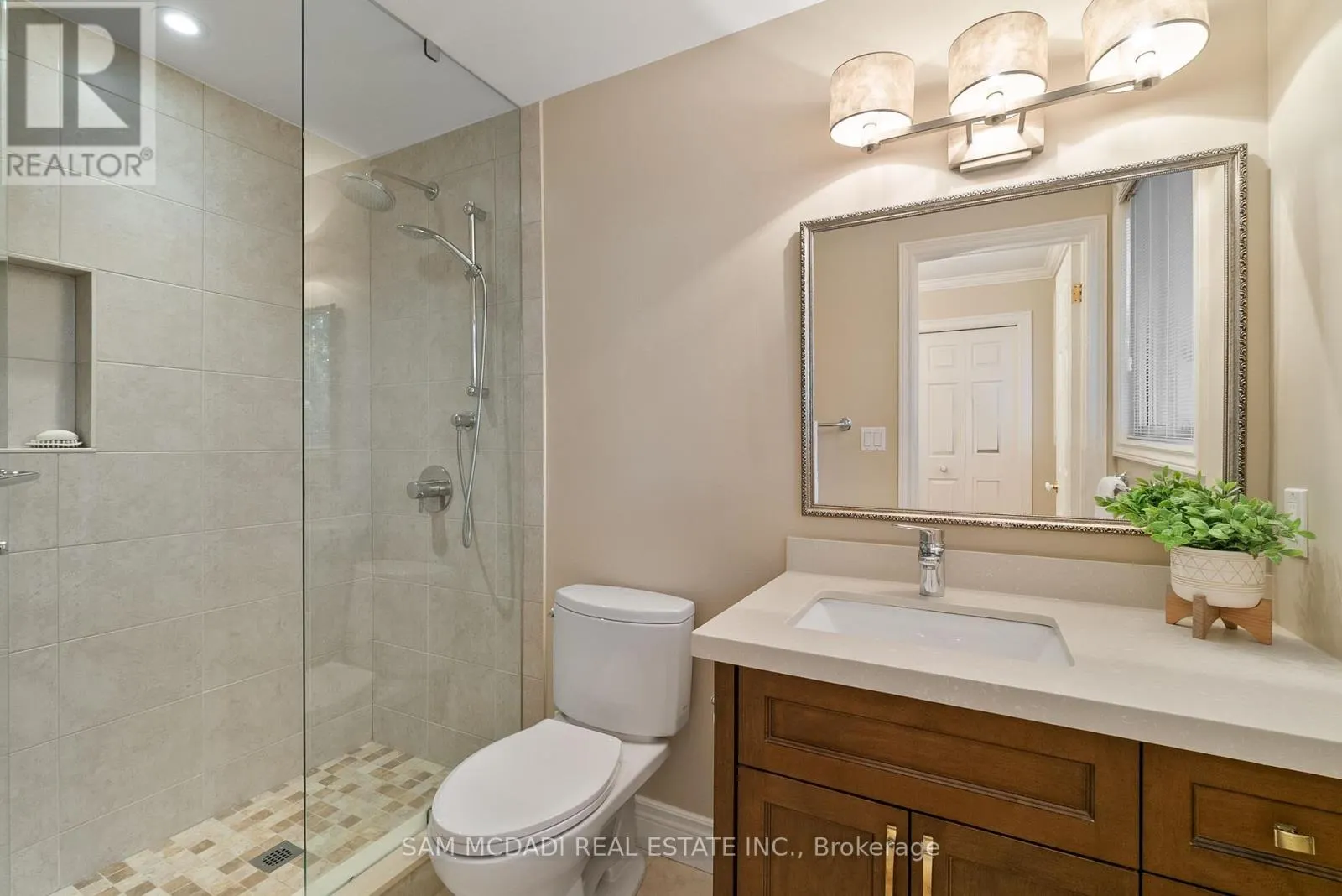 1383 WATERSEDGE ROAD