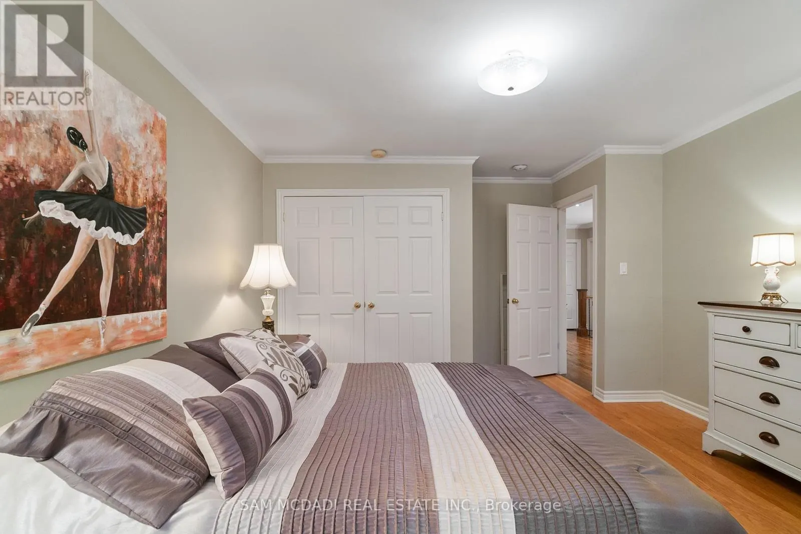 1383 WATERSEDGE ROAD