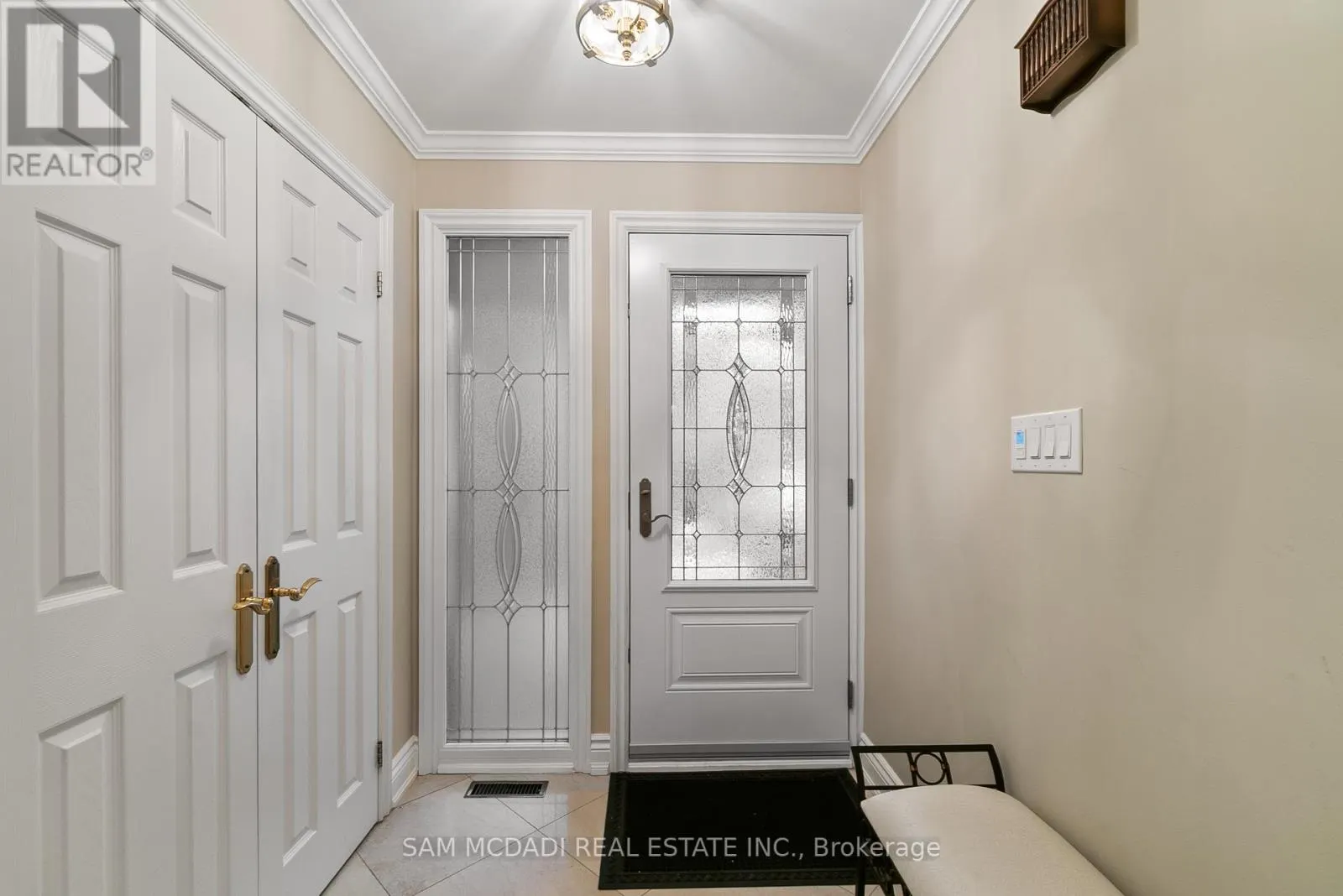 1383 WATERSEDGE ROAD