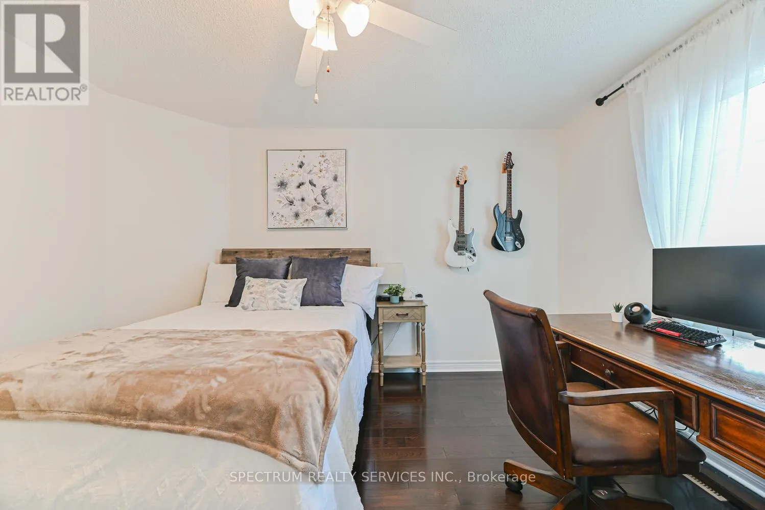 68 ROBARTS DRIVE