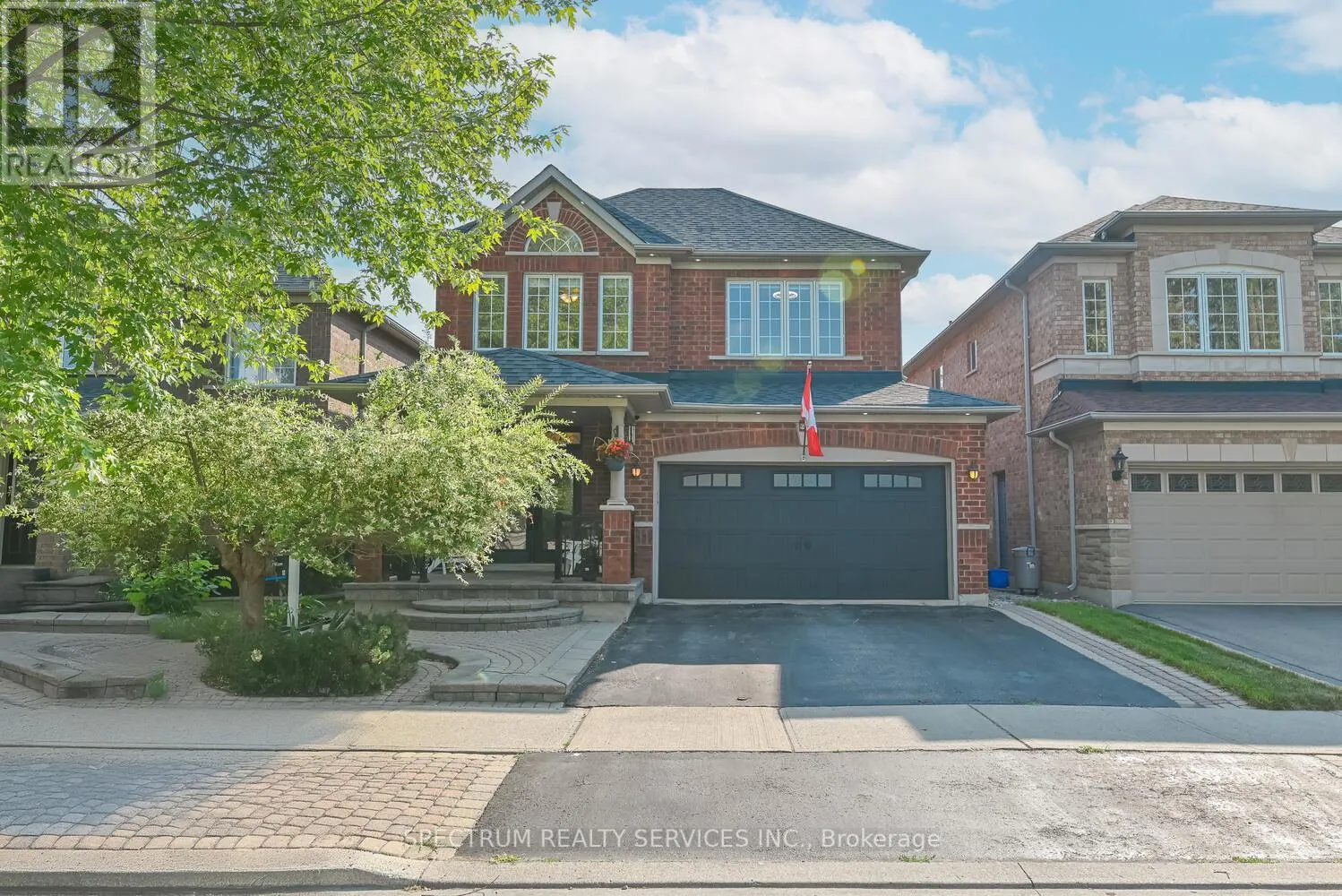 68 ROBARTS DRIVE