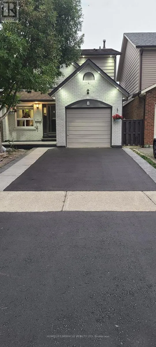 8 BUCKLAND WAY
