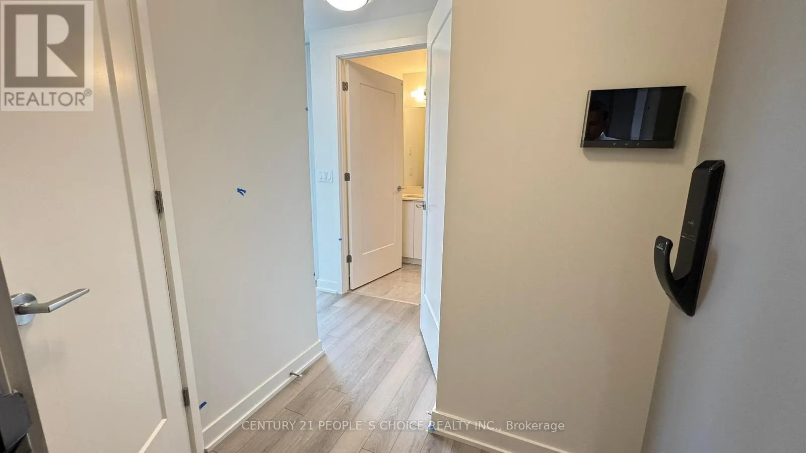 1803 - 3079 TRAFALGAR ROAD