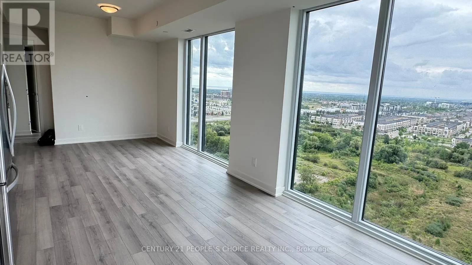 1803 - 3079 TRAFALGAR ROAD