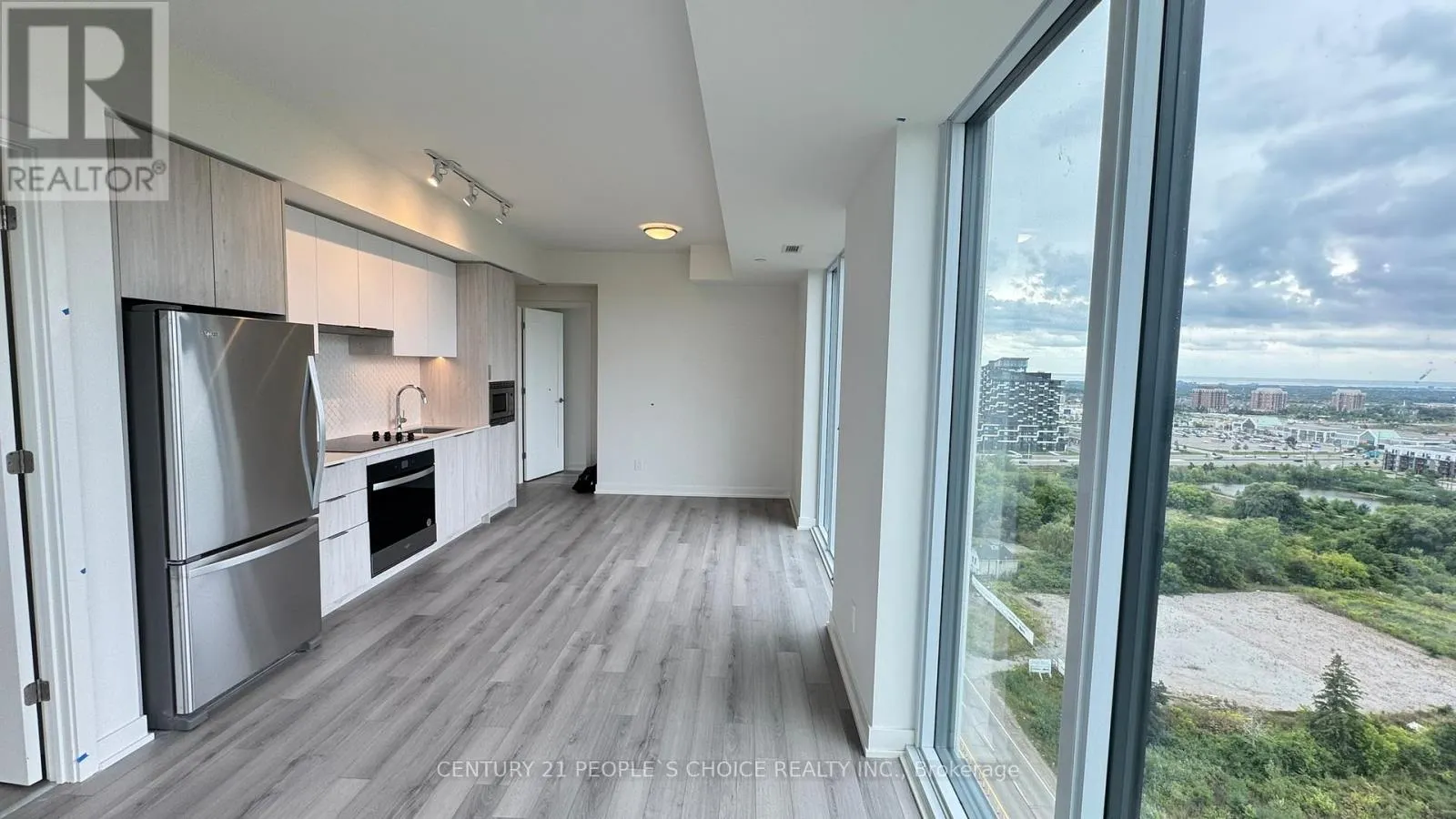 1803 - 3079 TRAFALGAR ROAD