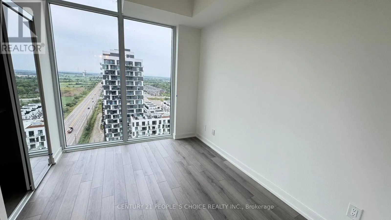 1803 - 3079 TRAFALGAR ROAD