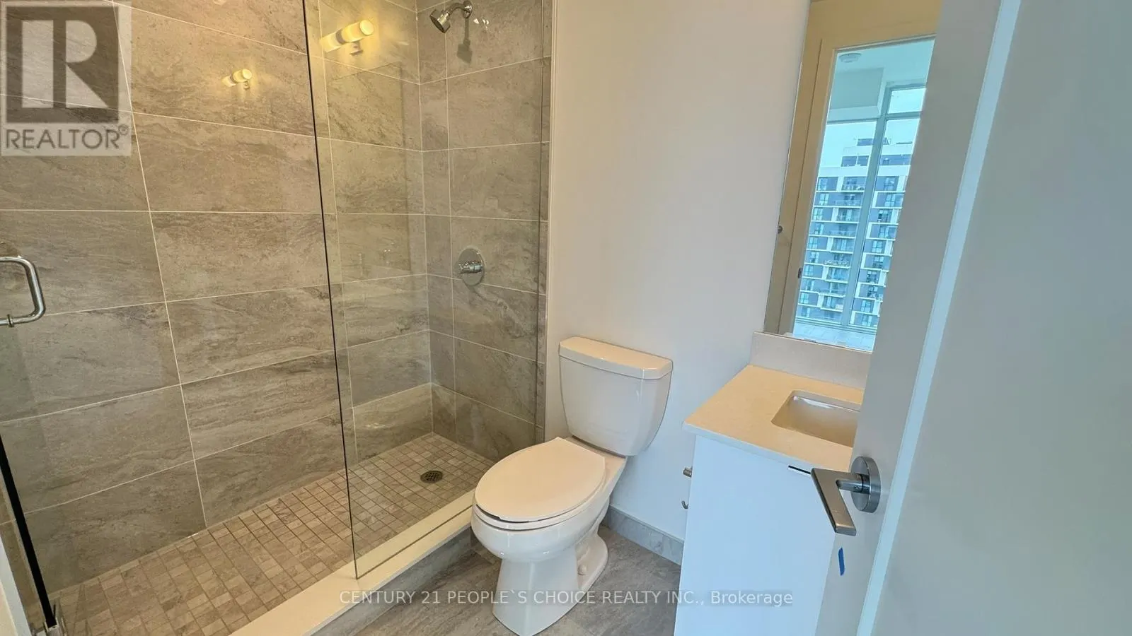 1803 - 3079 TRAFALGAR ROAD