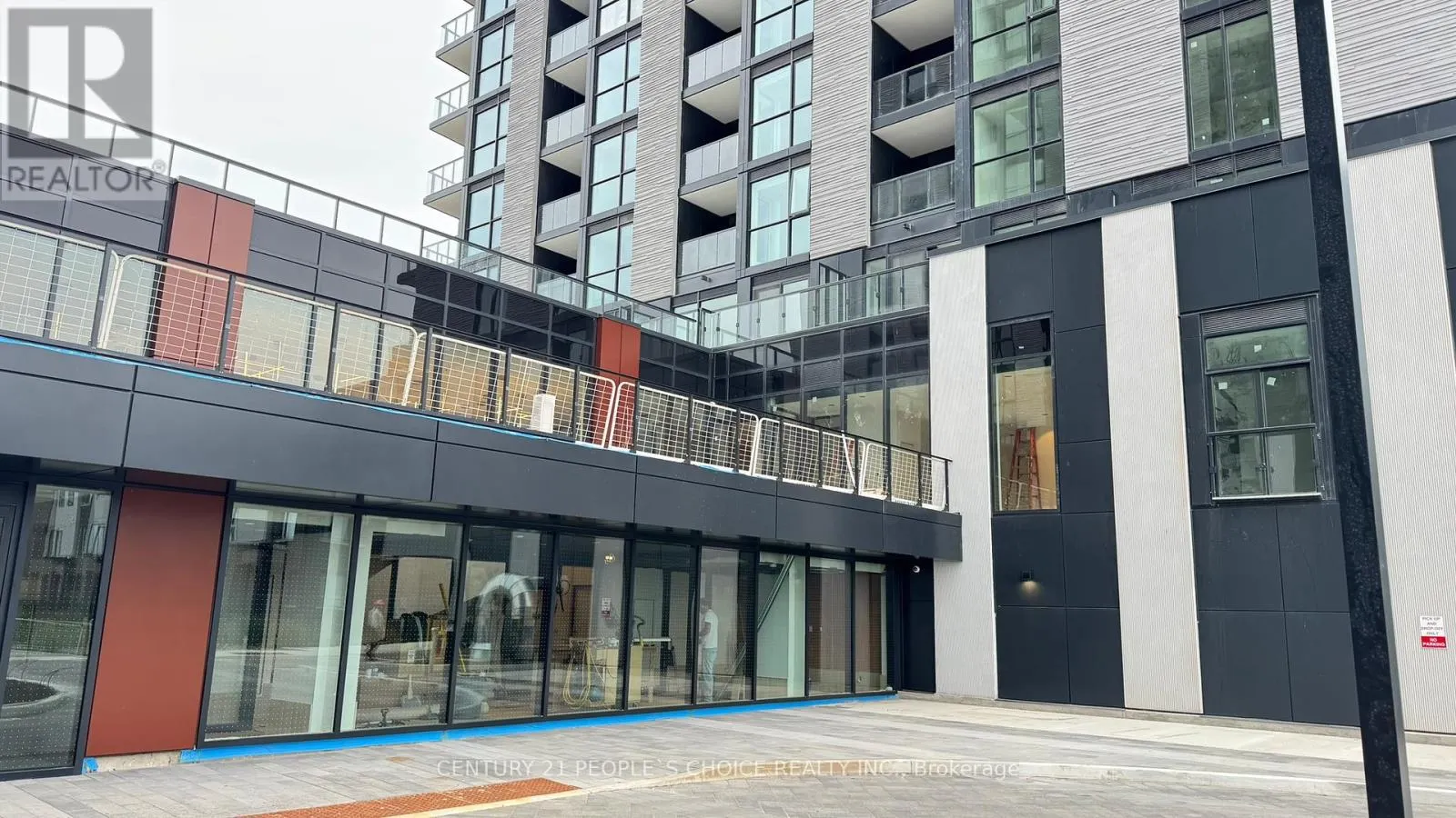 1803 - 3079 TRAFALGAR ROAD