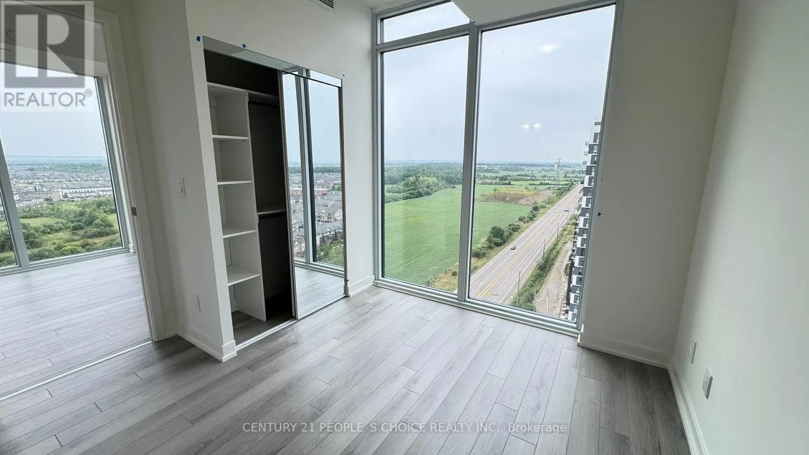 1803 - 3079 TRAFALGAR ROAD