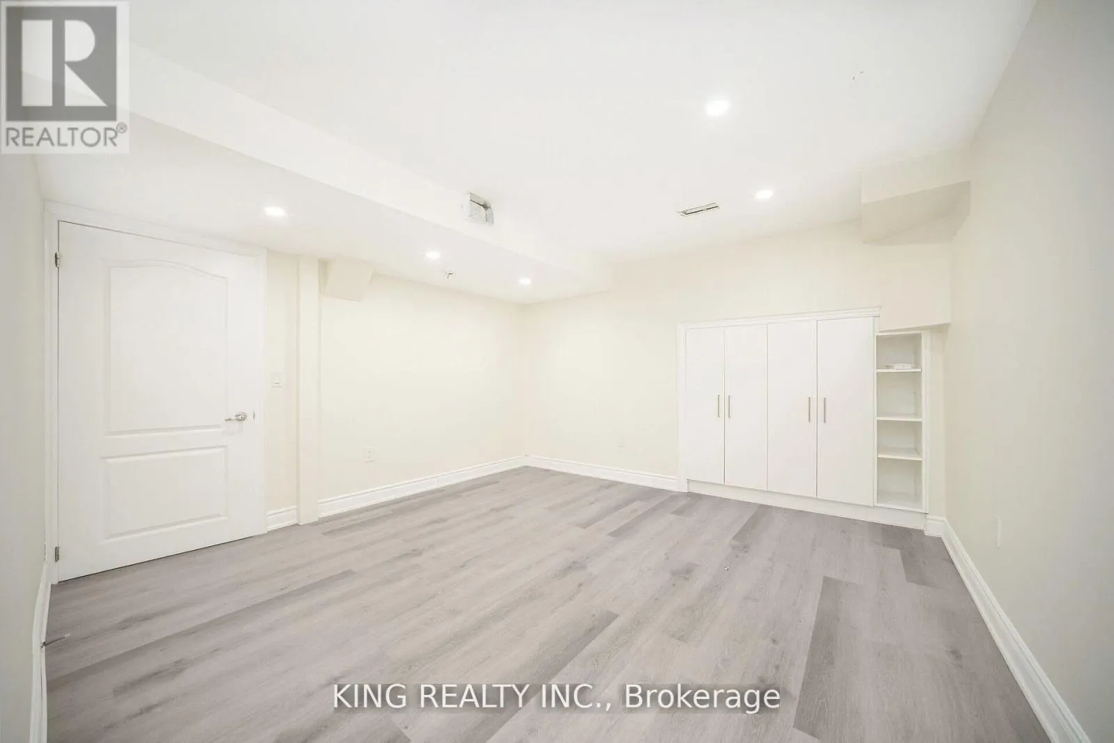 52 HAVERSTOCK CRESCENT