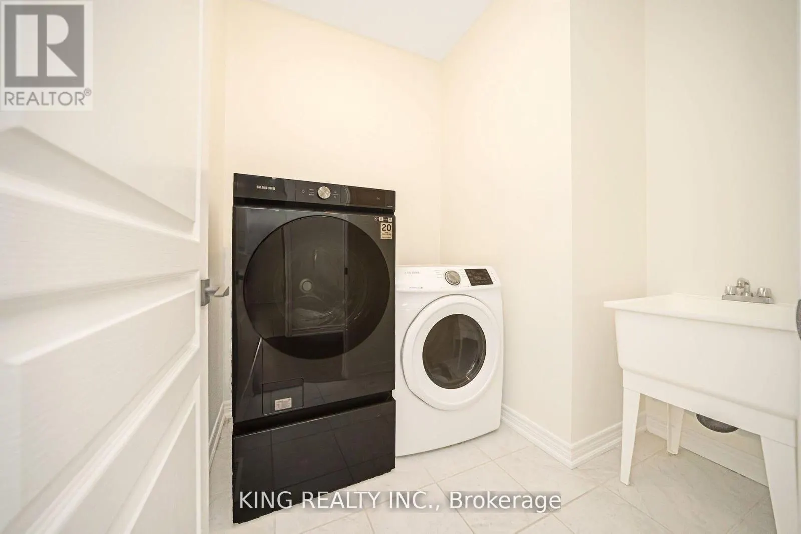 52 HAVERSTOCK CRESCENT