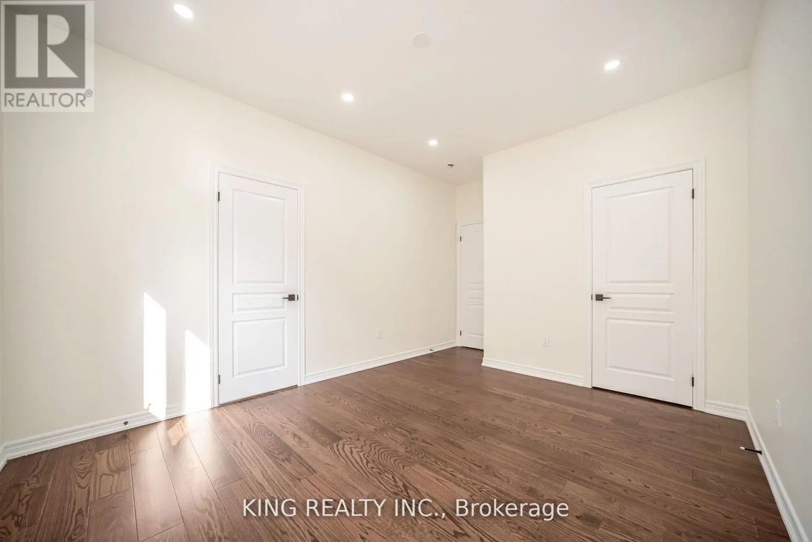 52 HAVERSTOCK CRESCENT