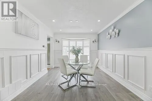 29 LENECK AVENUE