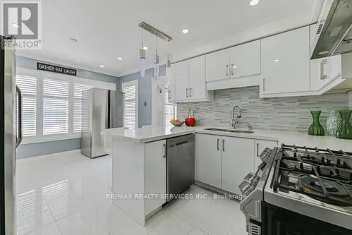 29 LENECK AVENUE