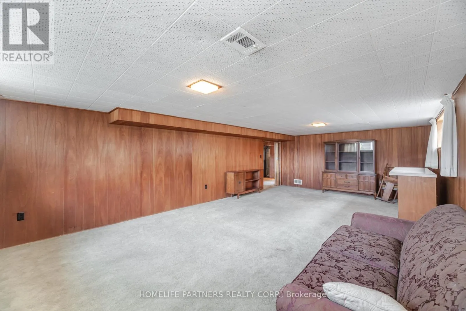 91 DENBIGH CRESCENT
