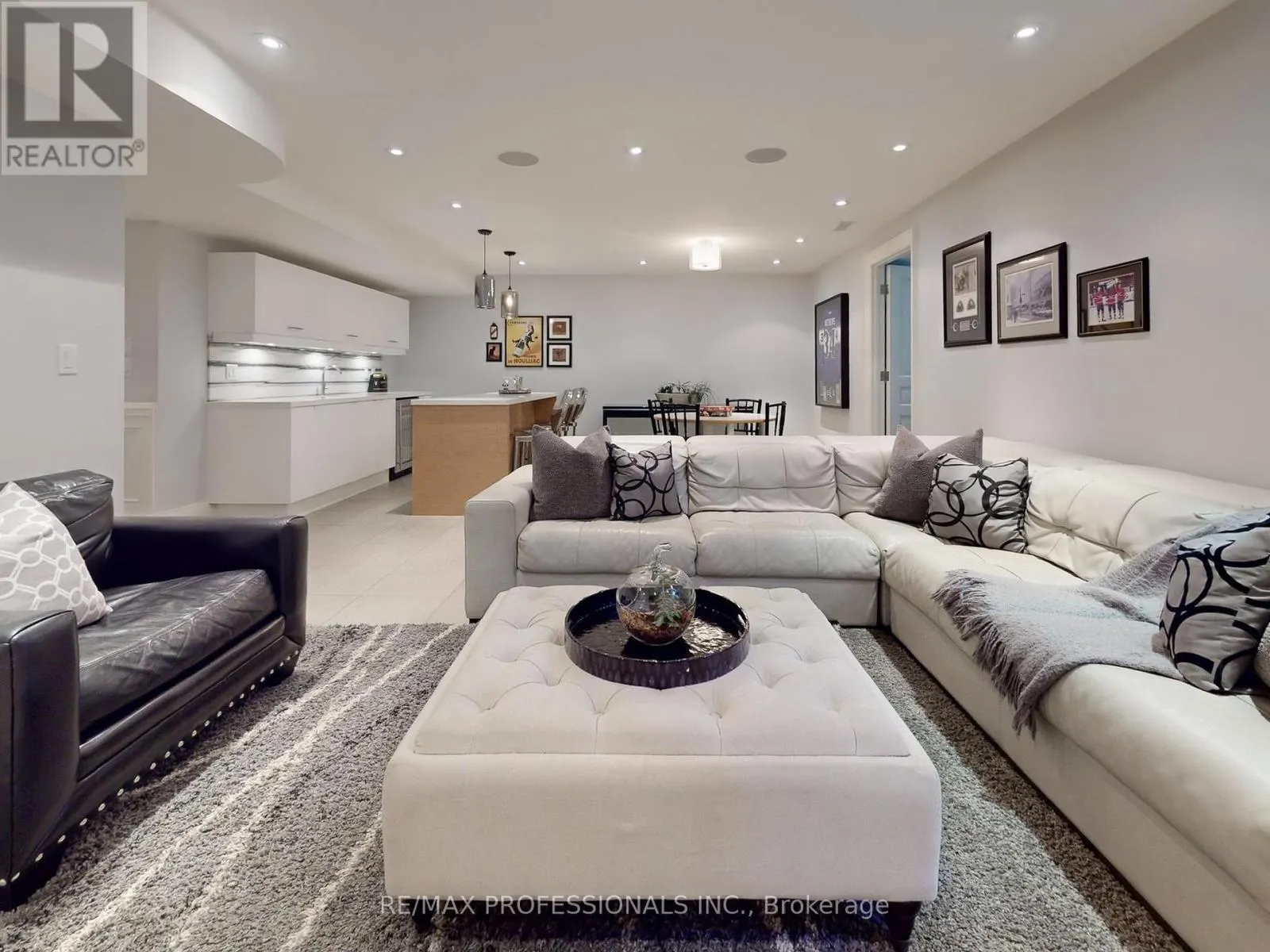 25 HUMBERVALE BOULEVARD